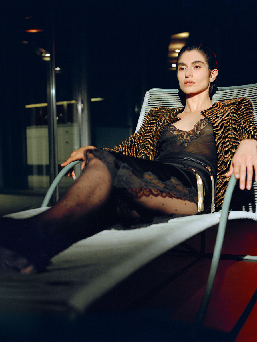 READY-TO-WEAR