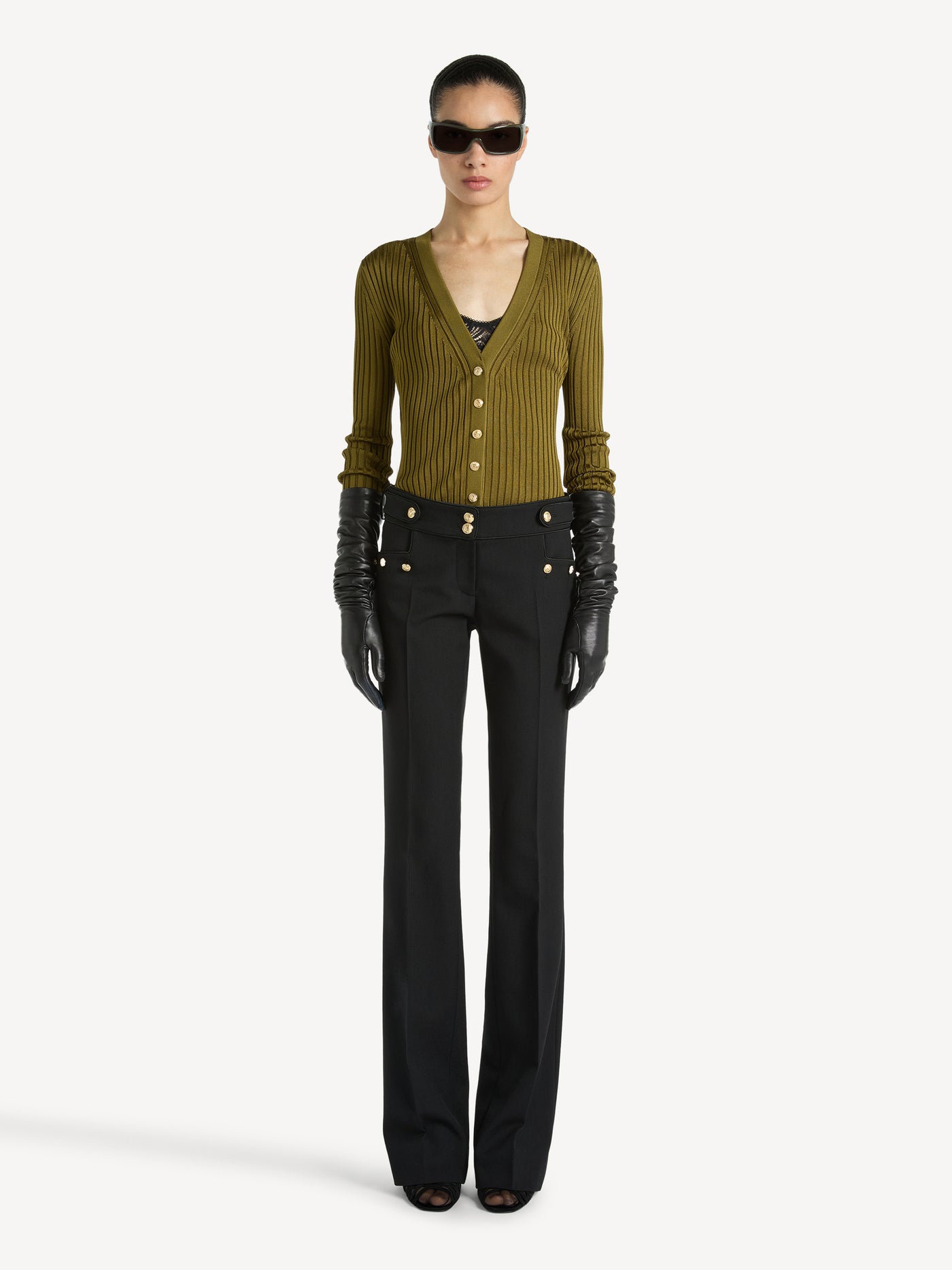 Buttoned ribbed knit cardigan