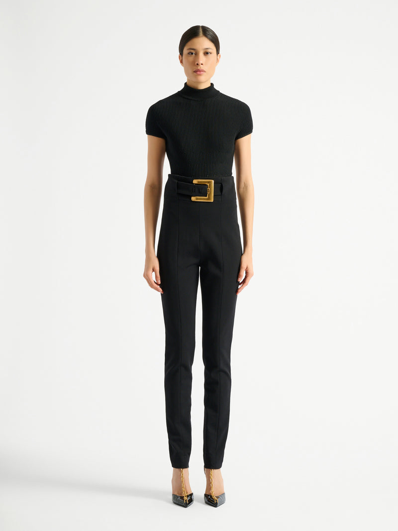 Stretch trousers with belt