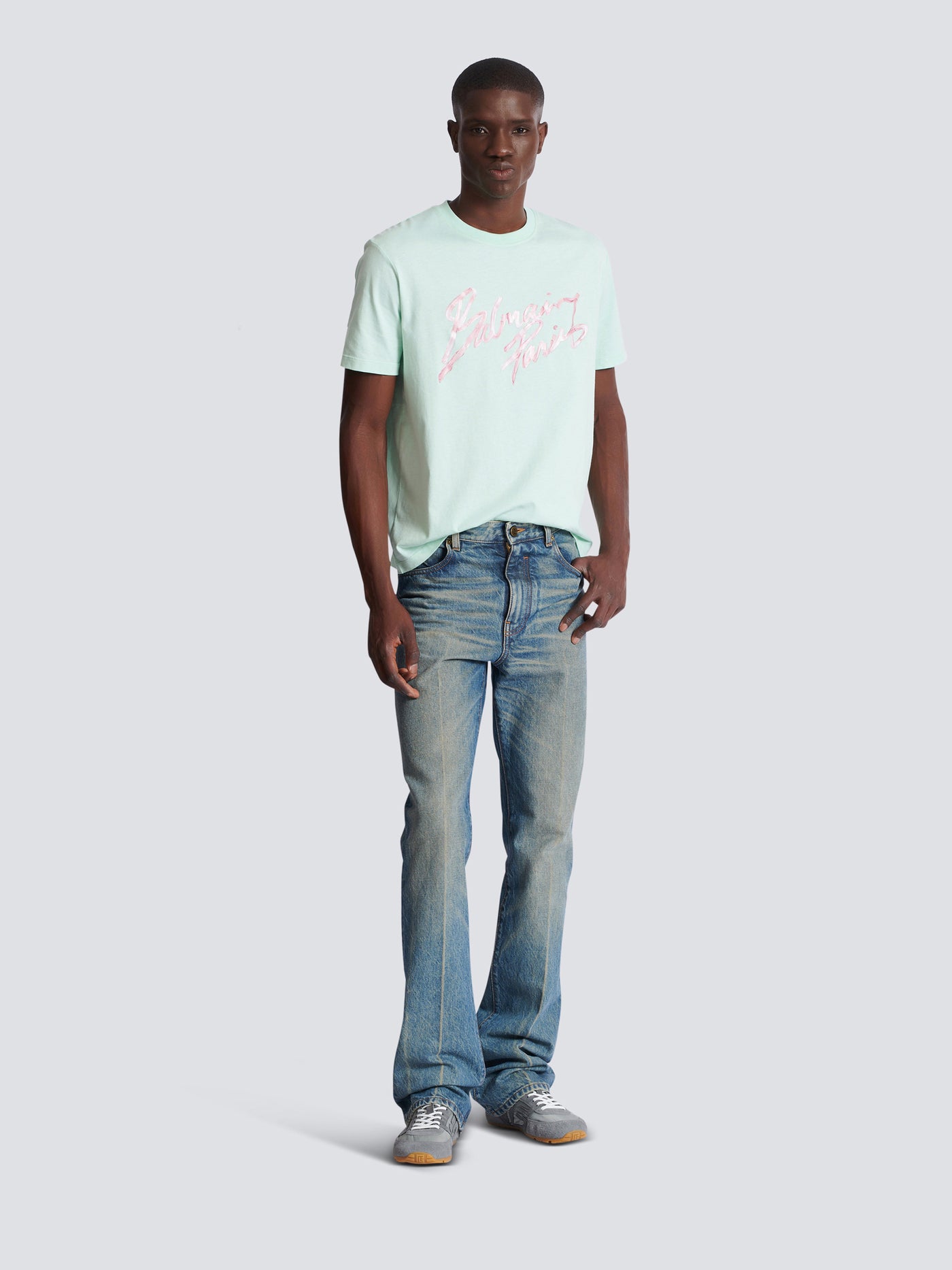 Slim straight-leg jeans in vintage denim