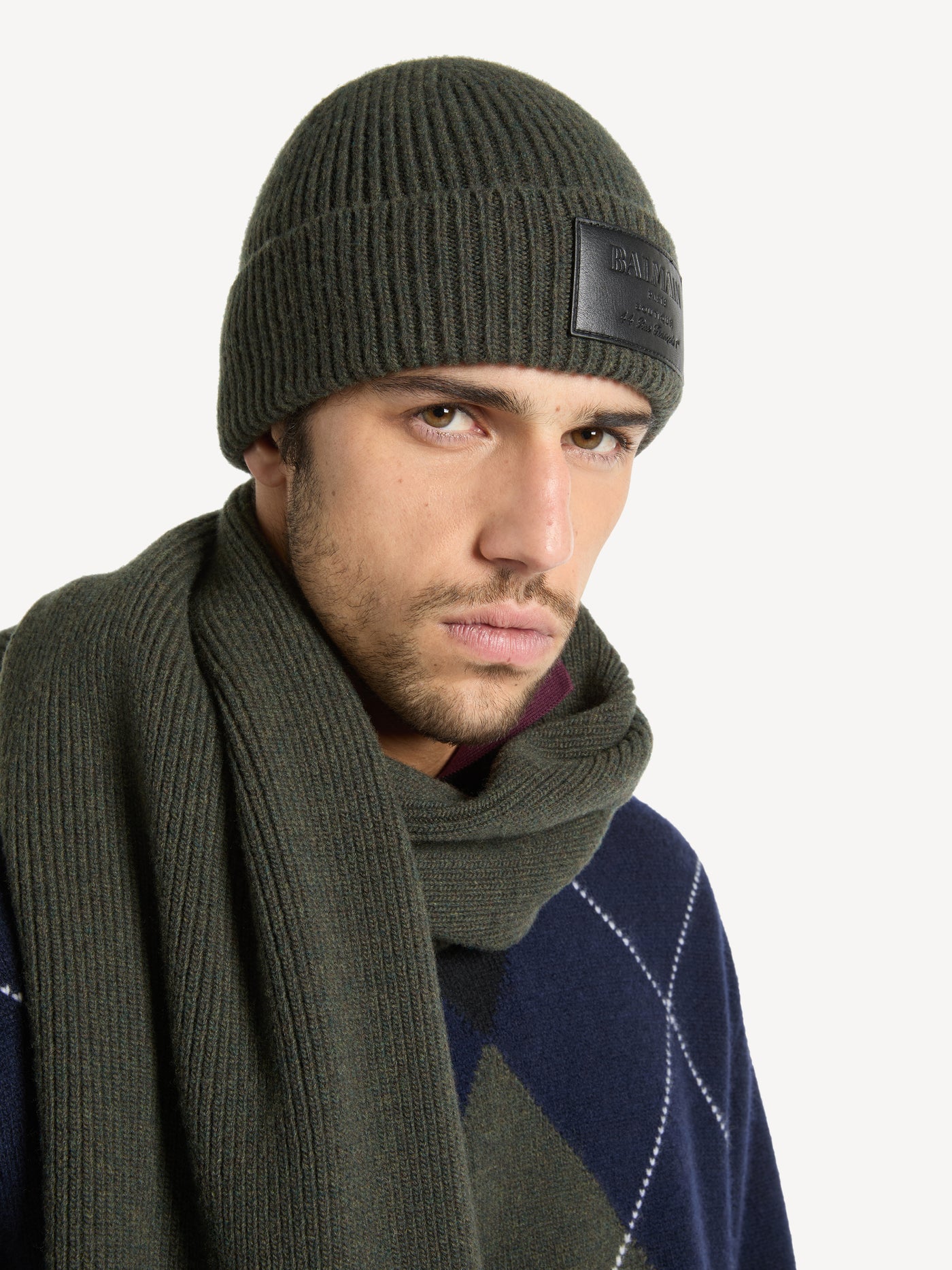 Wool beanie with leather Balmain Vintage label