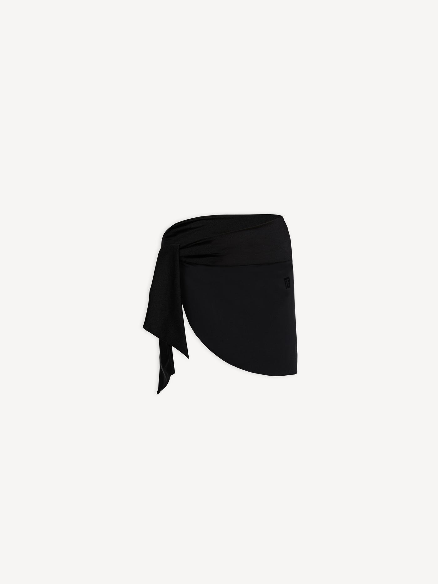Tie sarong