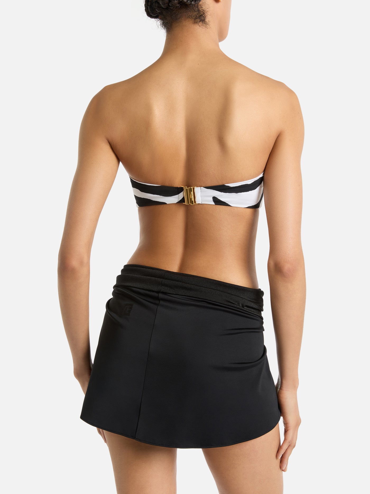 Tie sarong