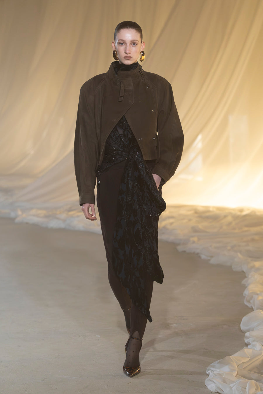 Women FW26 runway - look 19