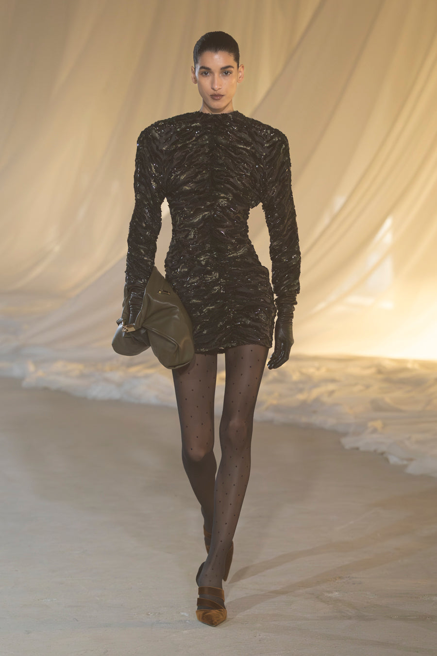 Women FW26 runway - look 20