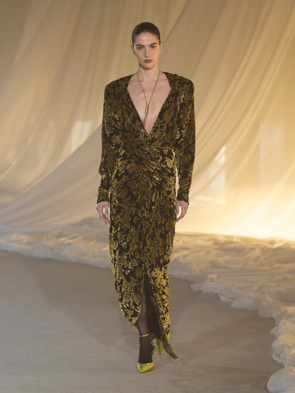 Women FW26 runway - look 30