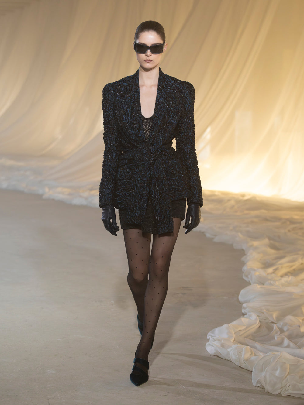 Women FW26 runway - look 40
