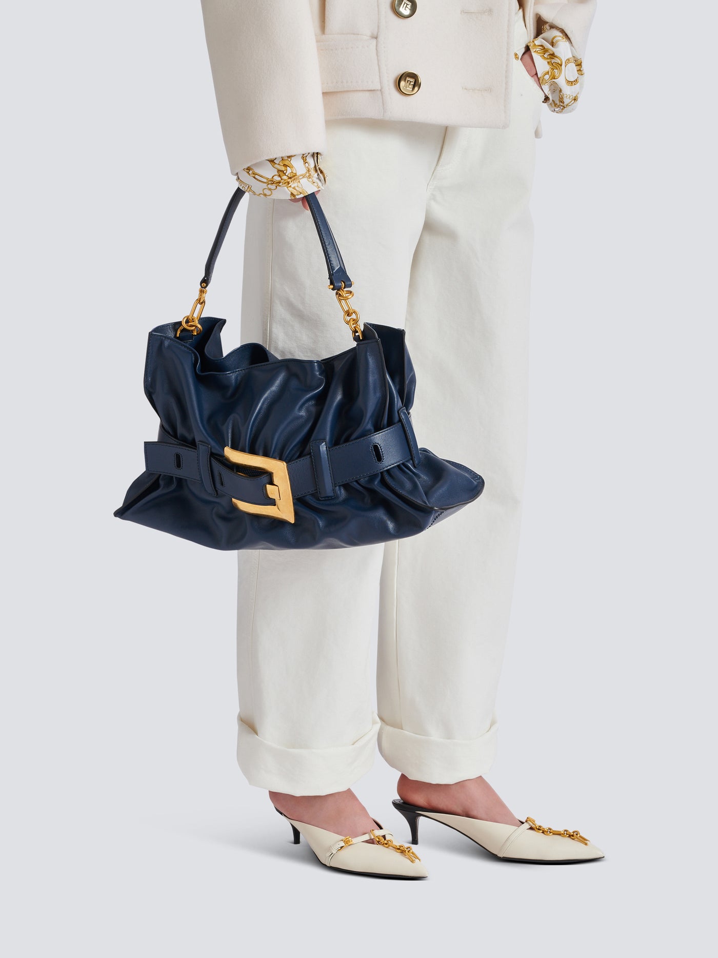 Medium Anthem bag in leather