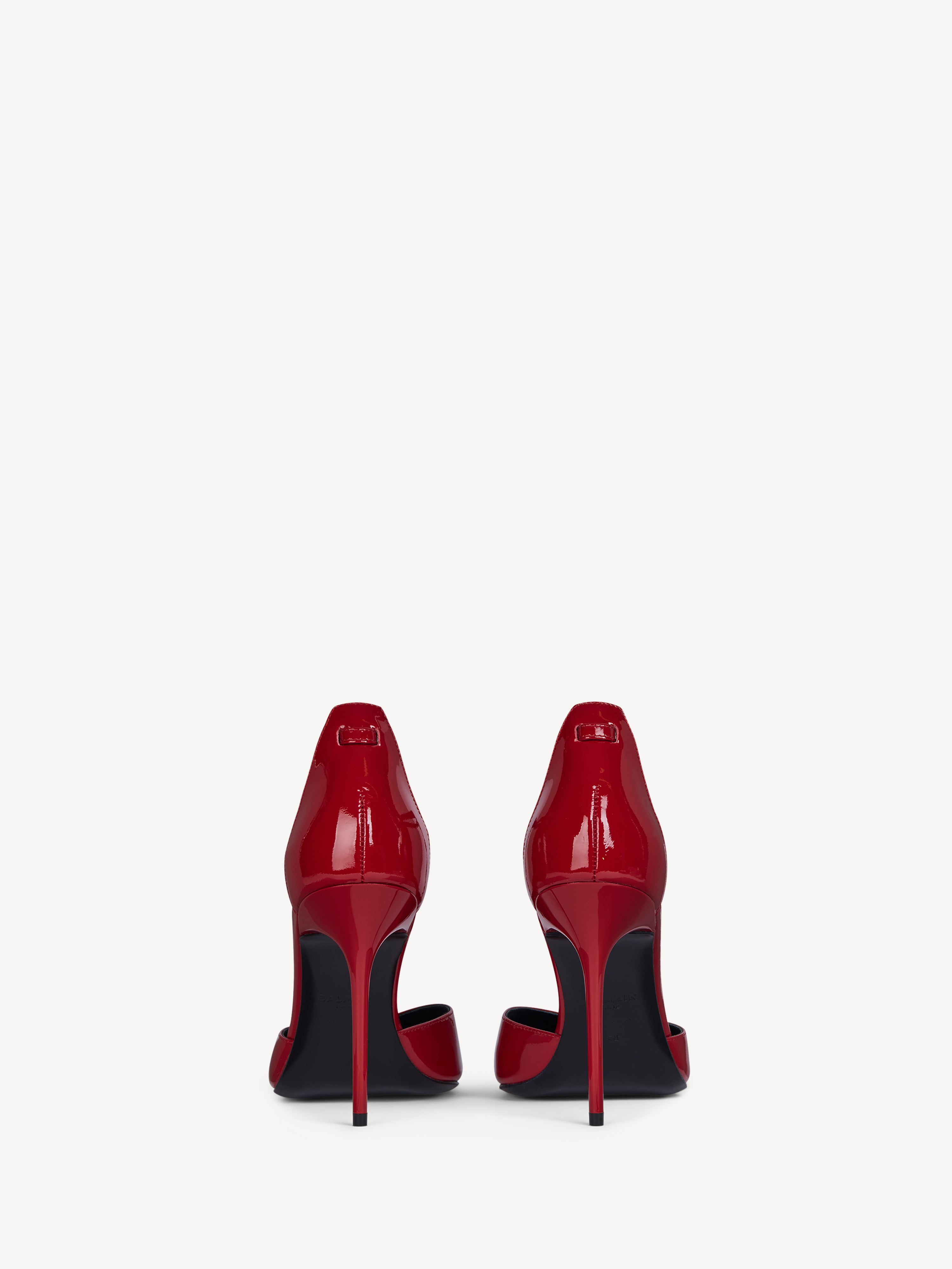 Sync chain pumps in patent leather red - Women | BALMAIN