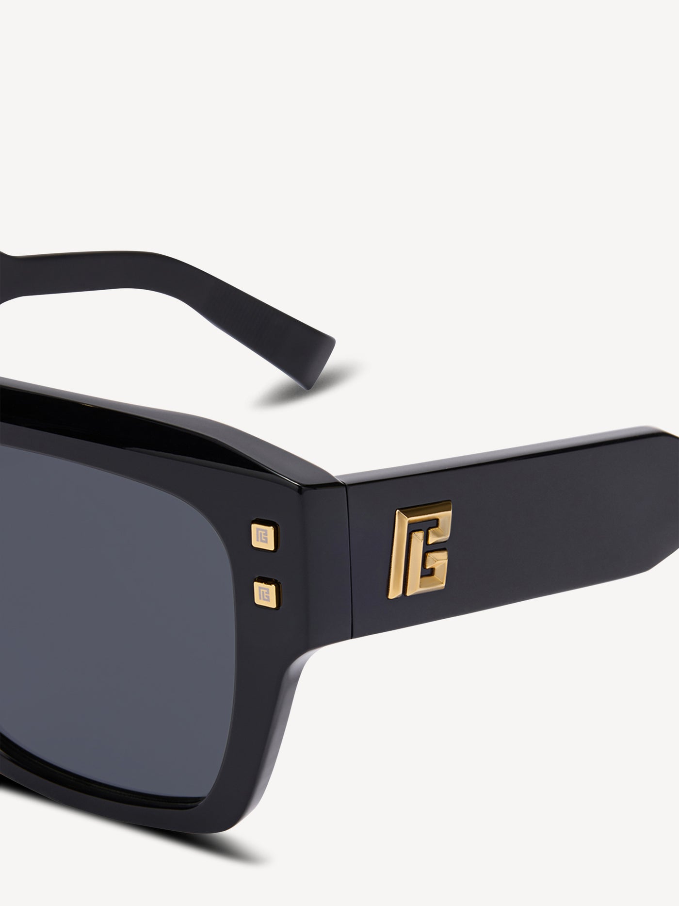 B-SCENE sunglasses