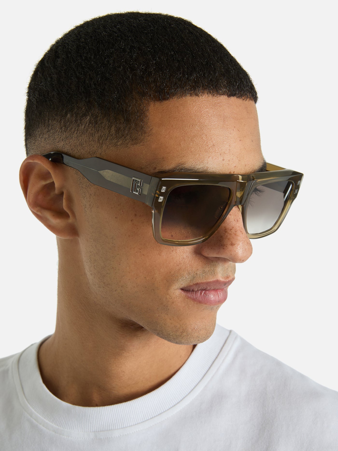 B-SCENE sunglasses