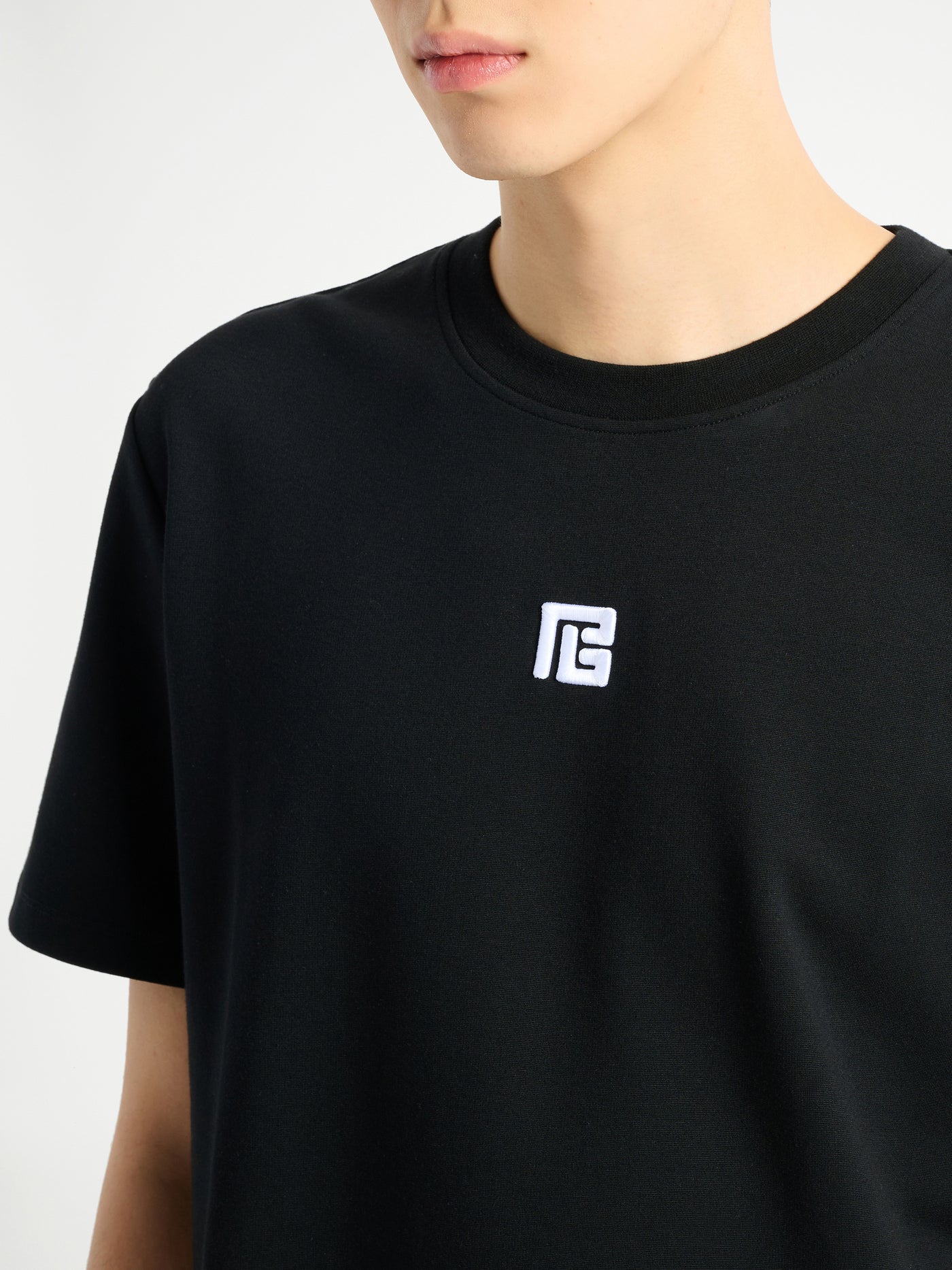 T-shirt with embroidered logo