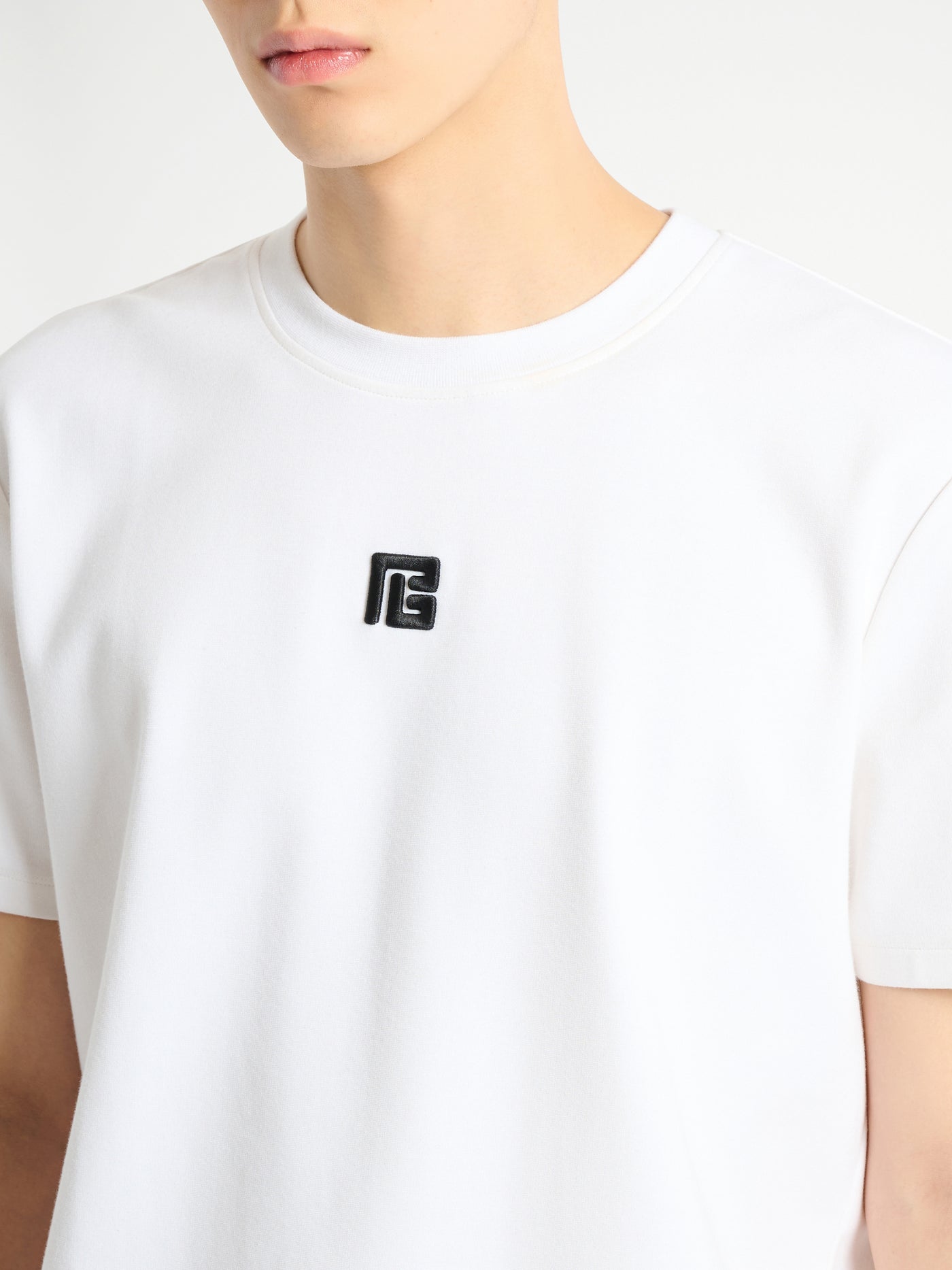 T-shirt with embroidered logo