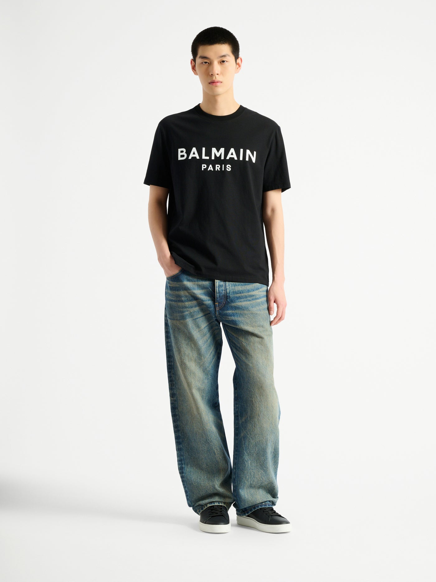 T-shirt with Balmain Paris print