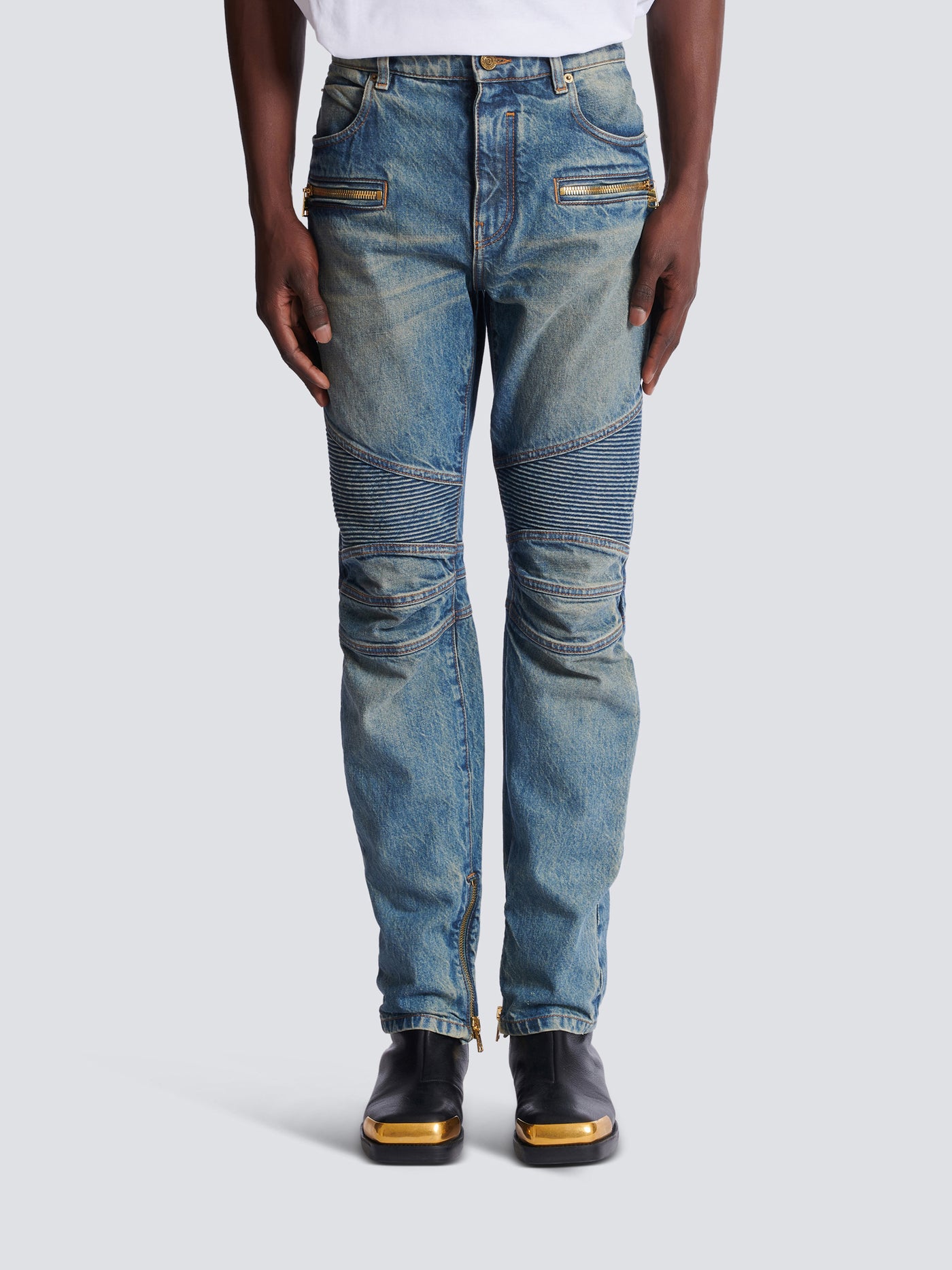 Biker jeans in vintage denim