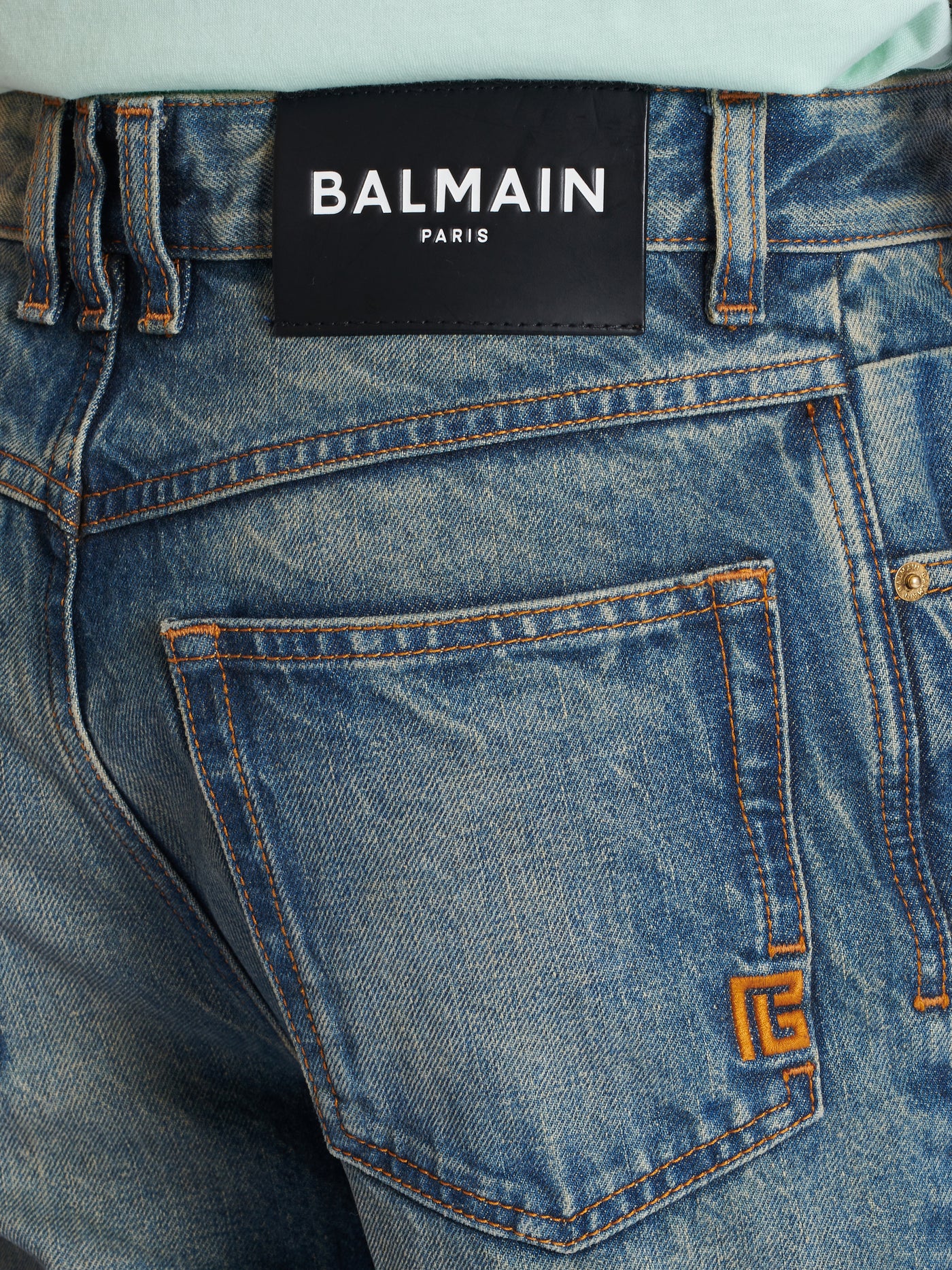 Slim straight-leg jeans in vintage denim