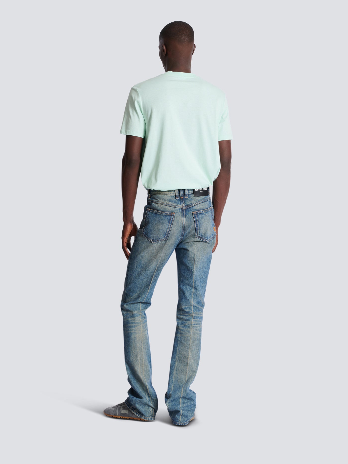 Slim straight-leg jeans in vintage denim