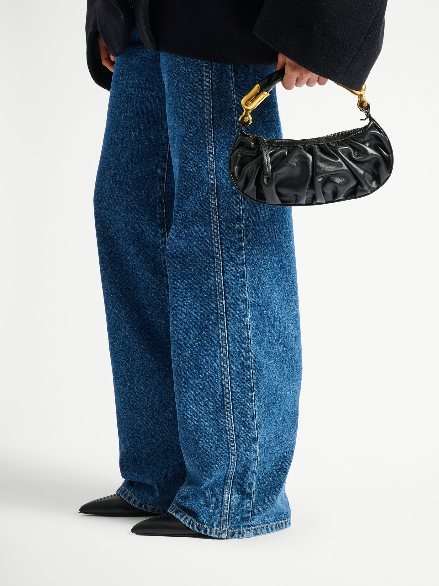 Ébène Mini bag in calfskin leather