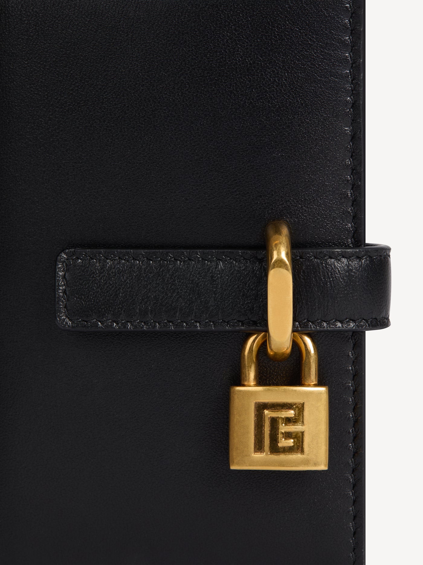 Pulse leather purse