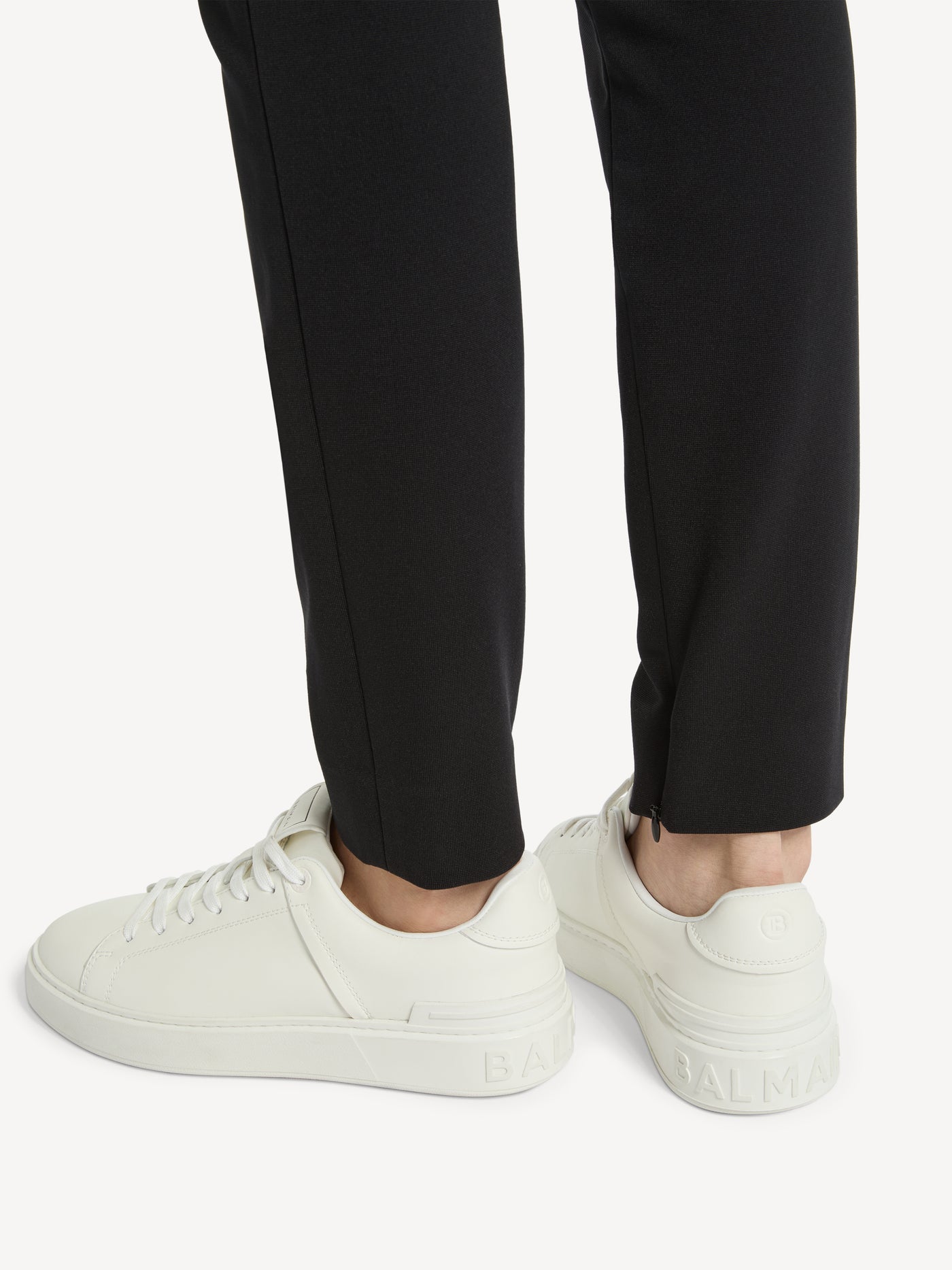 B-Court trainers in calfskin