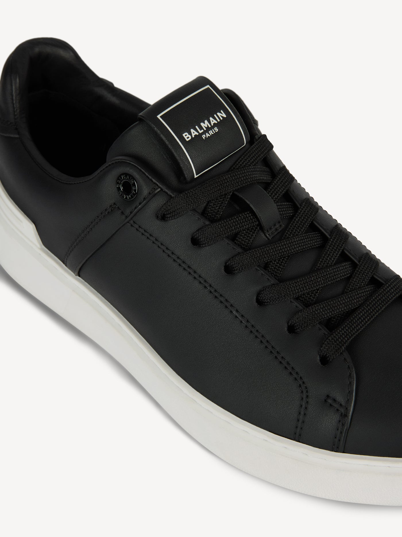 B-Court trainers in calfskin