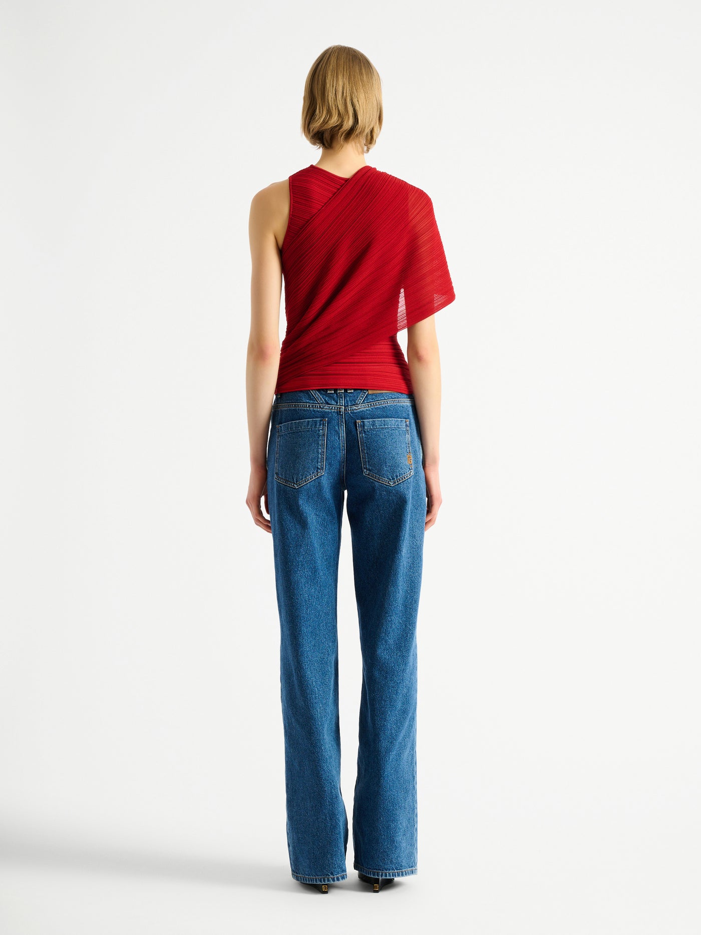 Sleeveless asymmetrical viscose top