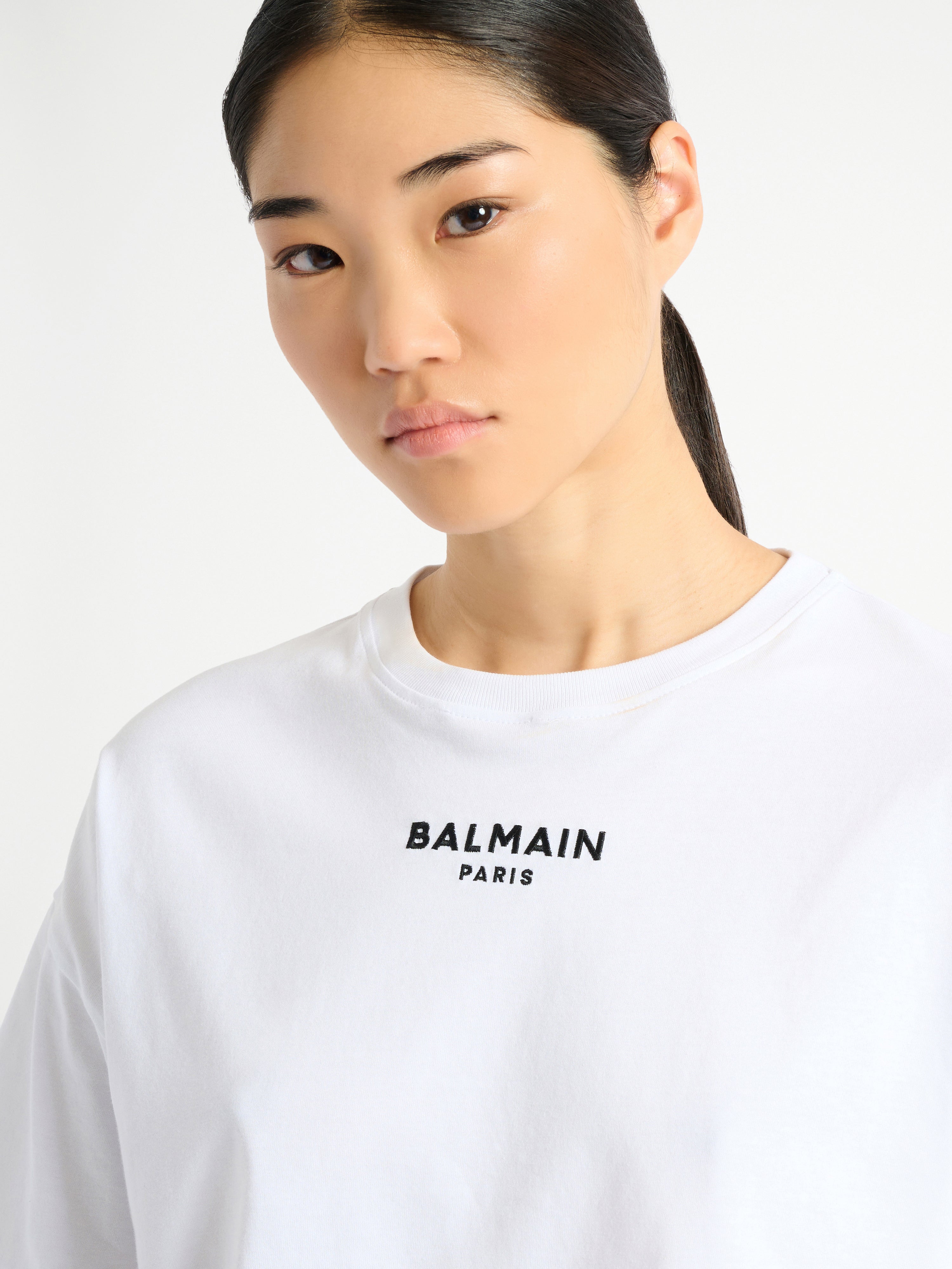 Embroidered Balmain Paris T-shirt white - Women | BALMAIN