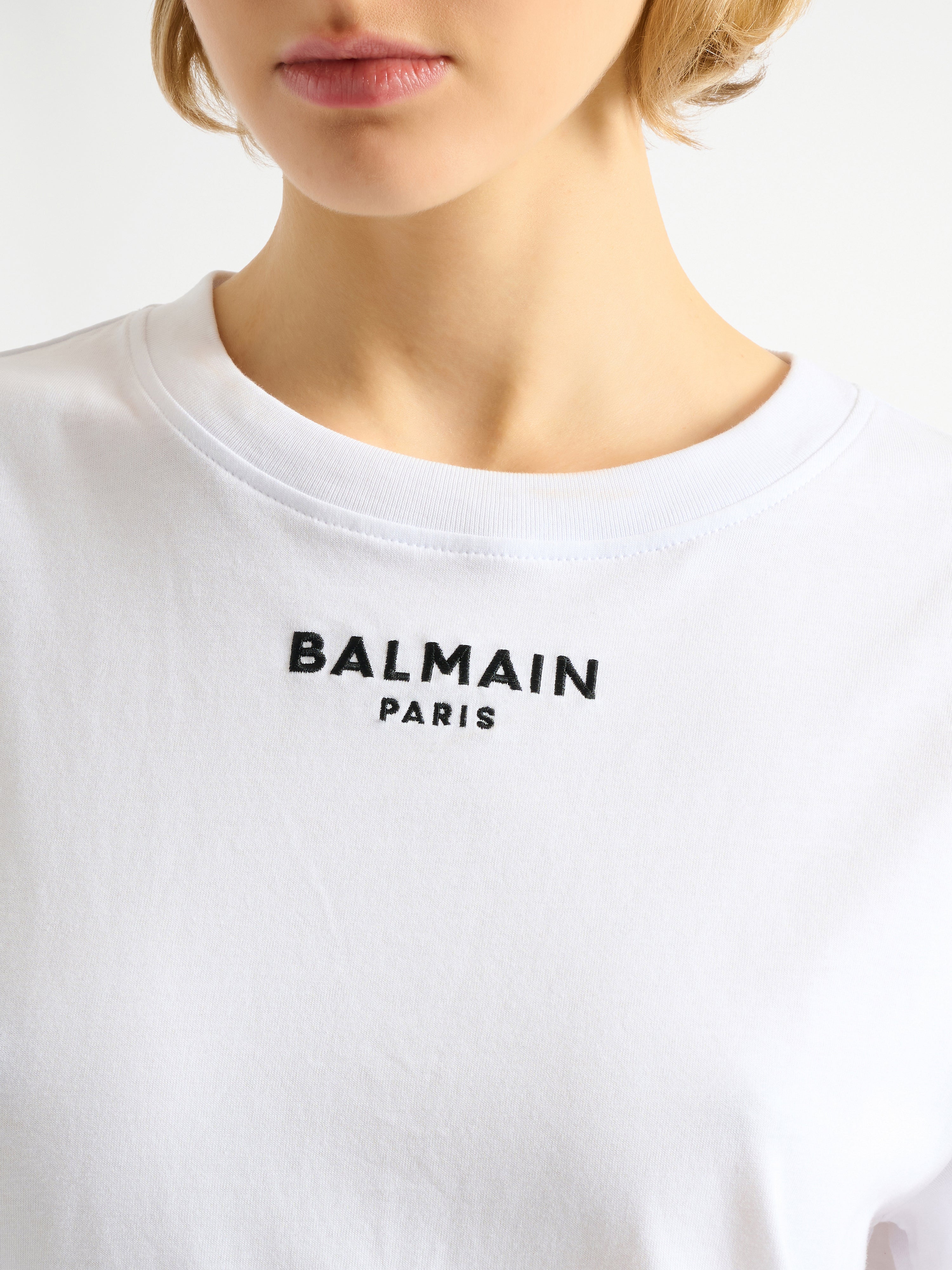 Embroidered Balmain Paris T-shirt white - Women | BALMAIN