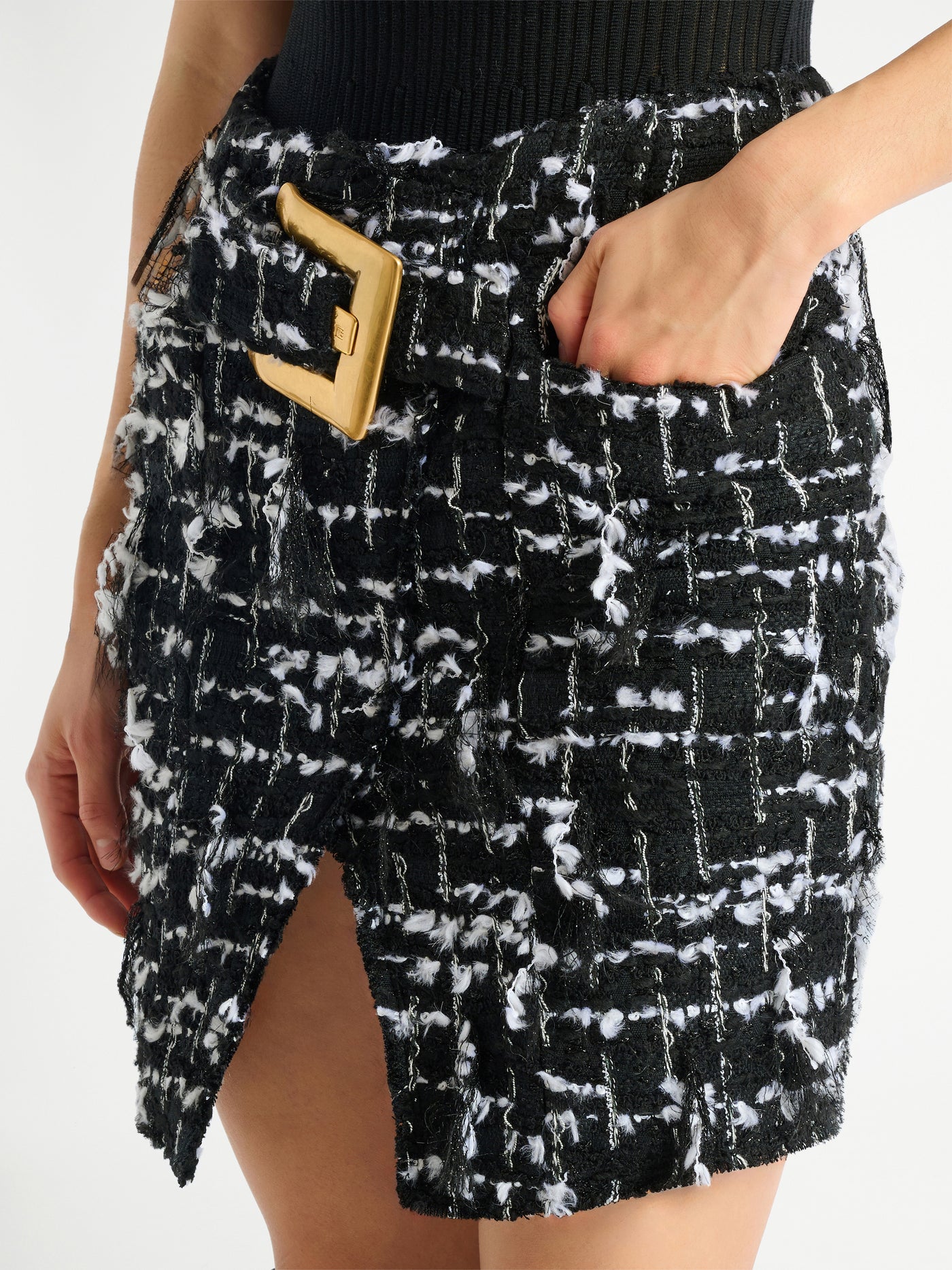 Belted fringed tweed skirt