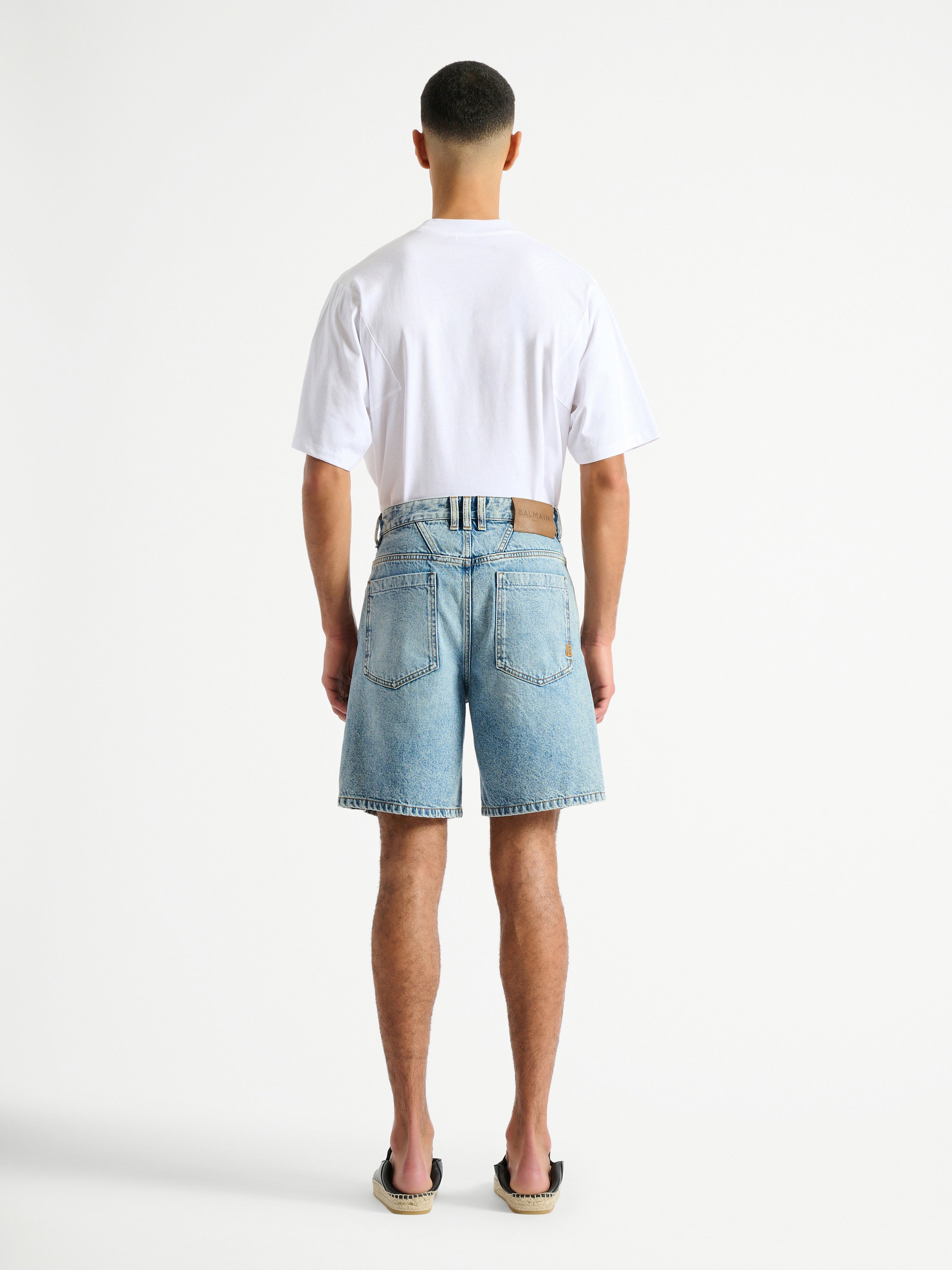 バルマン　デニムショートパンツ Light Blue Wash デニム バミューダパンツ ブルー - メンズ | BALMAIN
