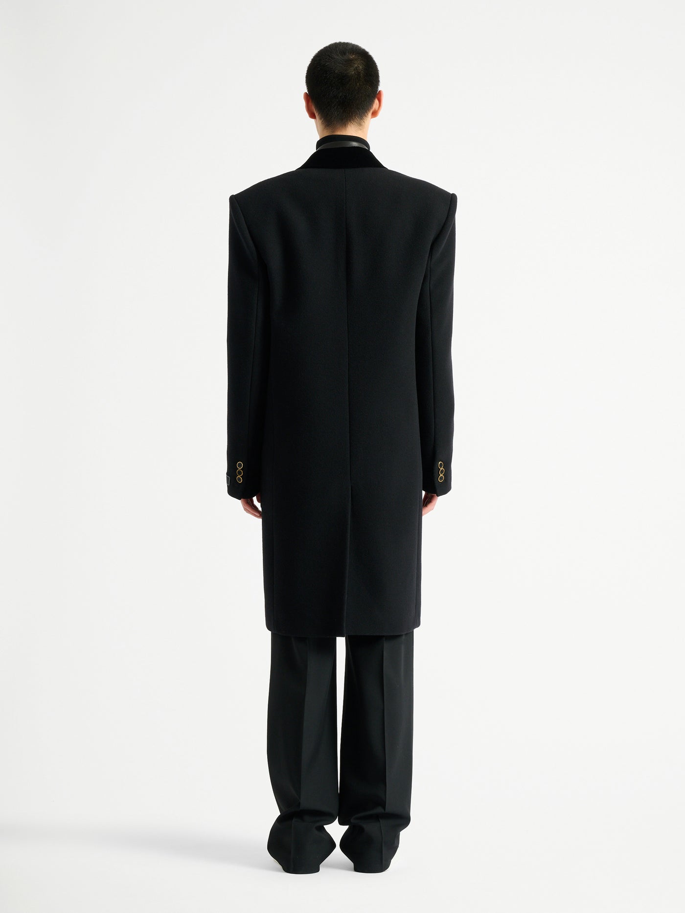 Long wool and velvet coat