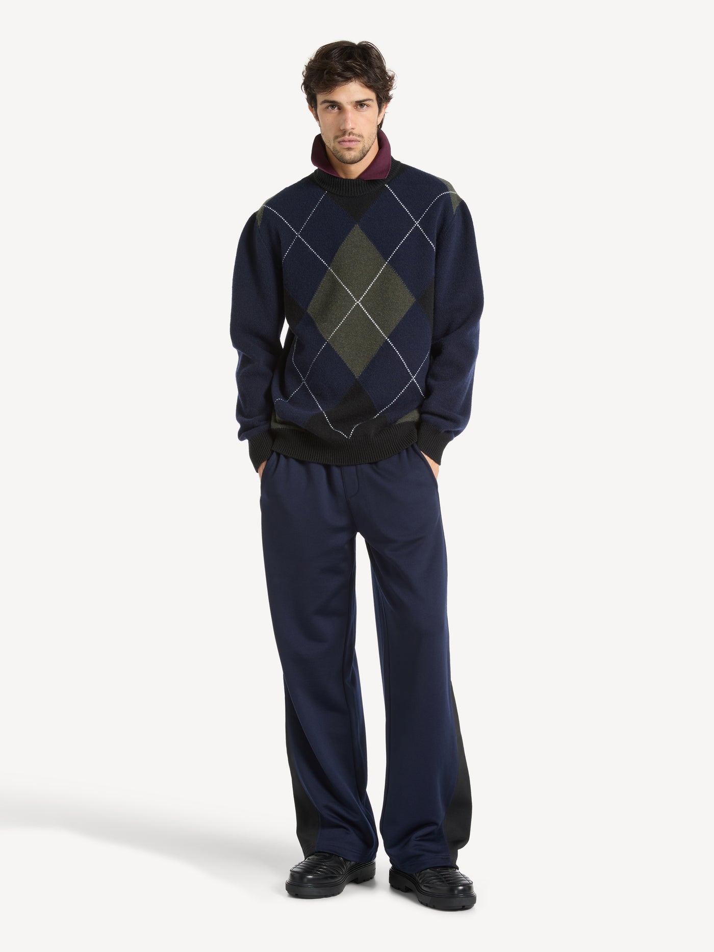 Merino wool jumper with diamond pattern