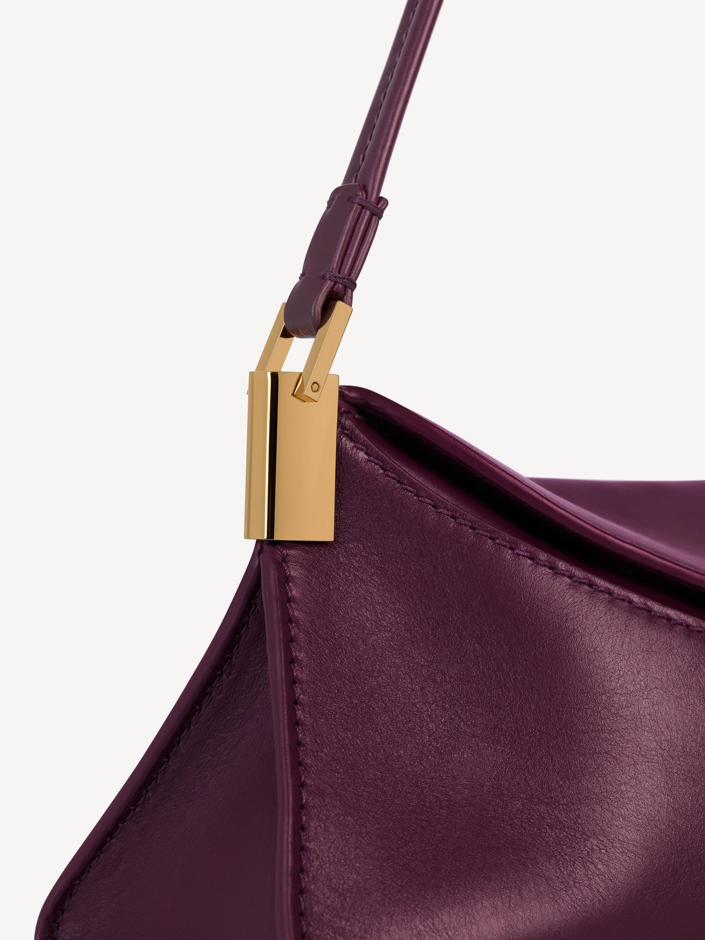 64-83 small bag in smooth leather