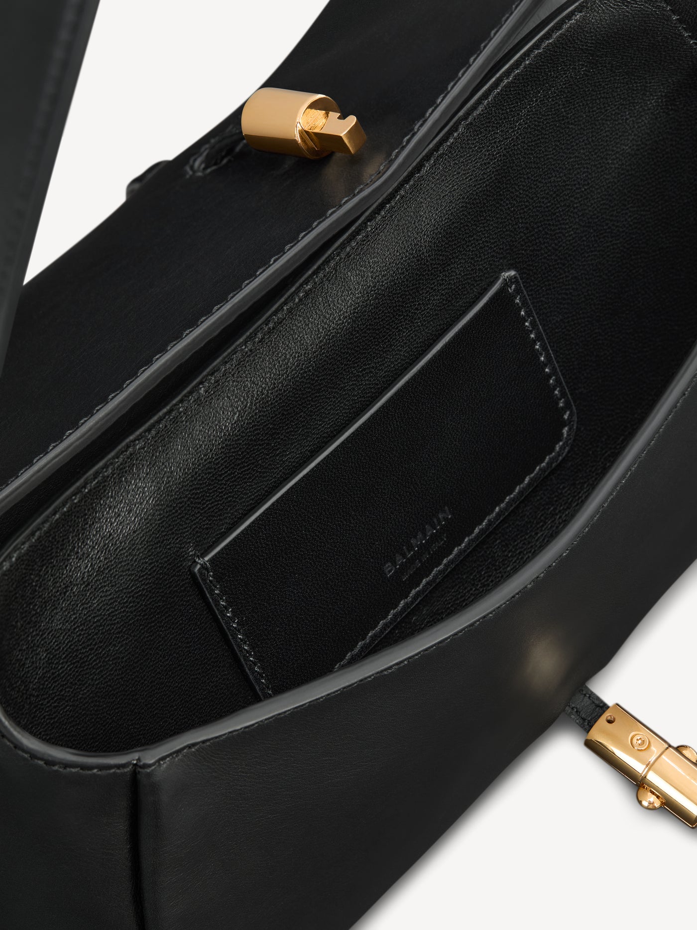 BALMAIN METROPOLIS bag in smooth leather
