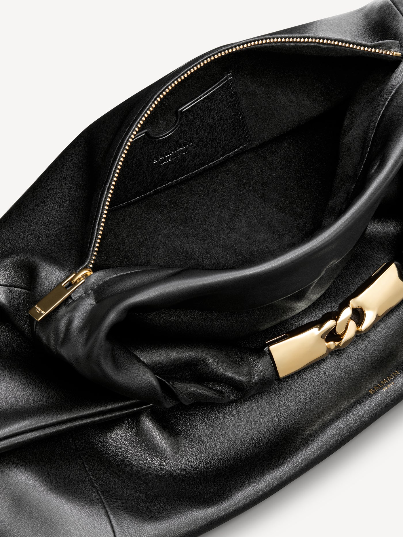DINNER AT 8 medium bag in smooth leather