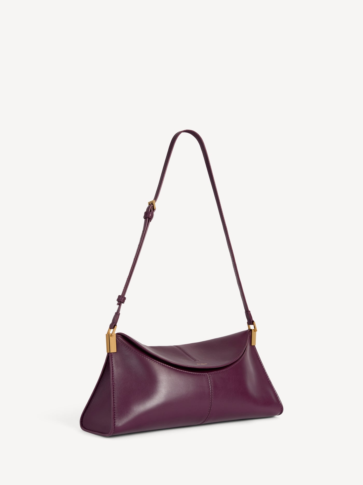 64-83 medium bag in smooth leather
