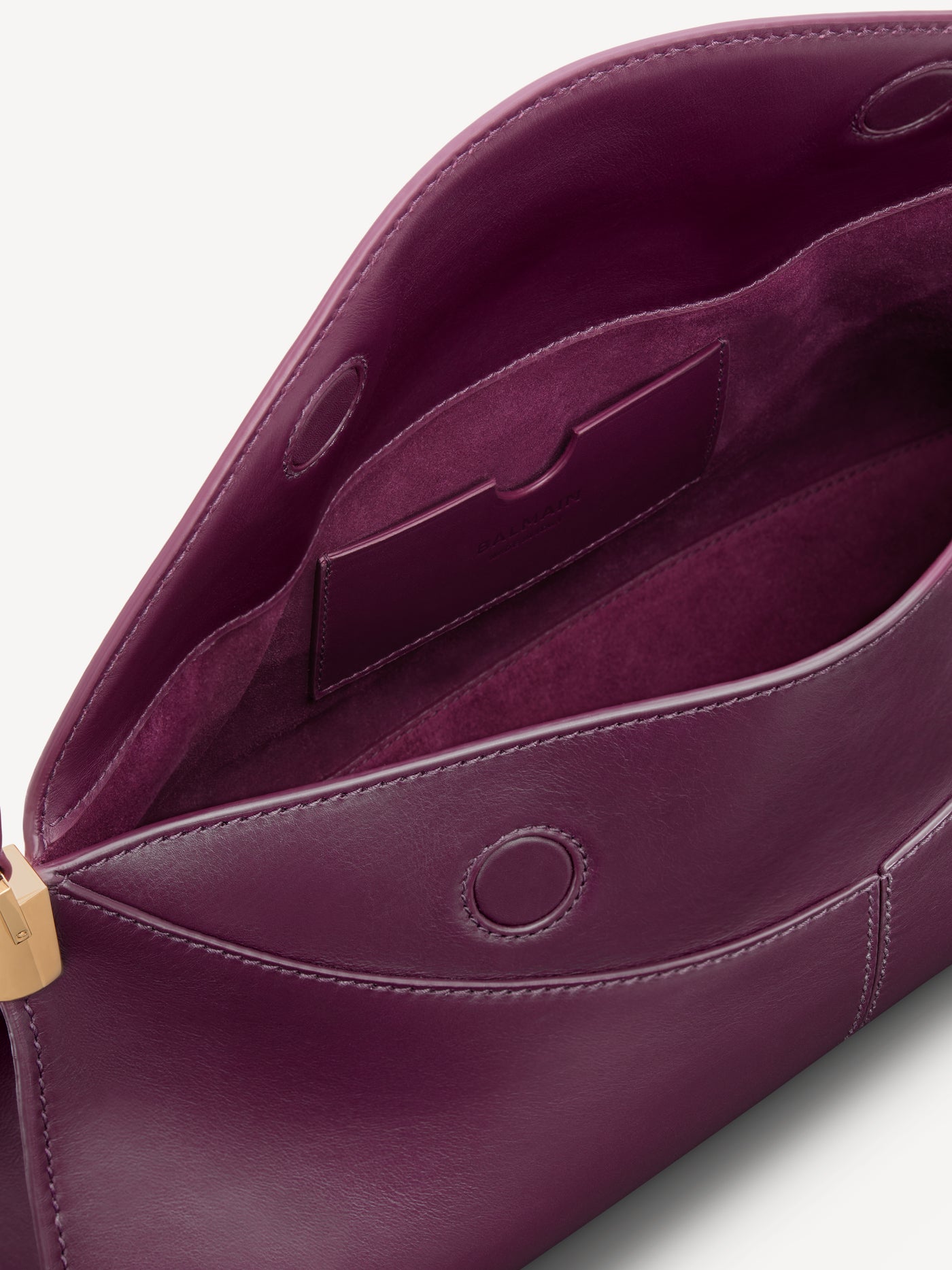 64-83 medium bag in smooth leather