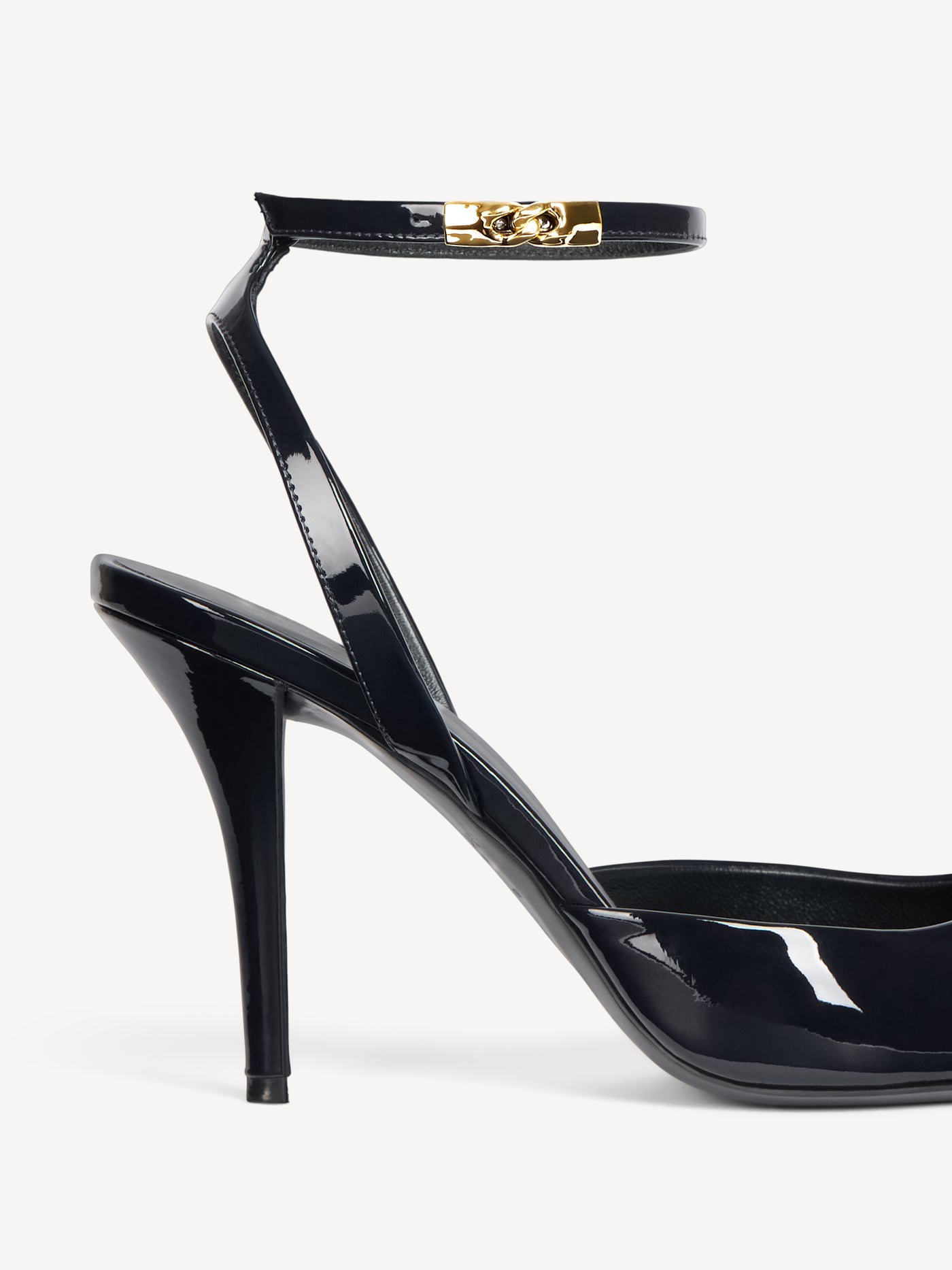 Patent leather strappy pumps