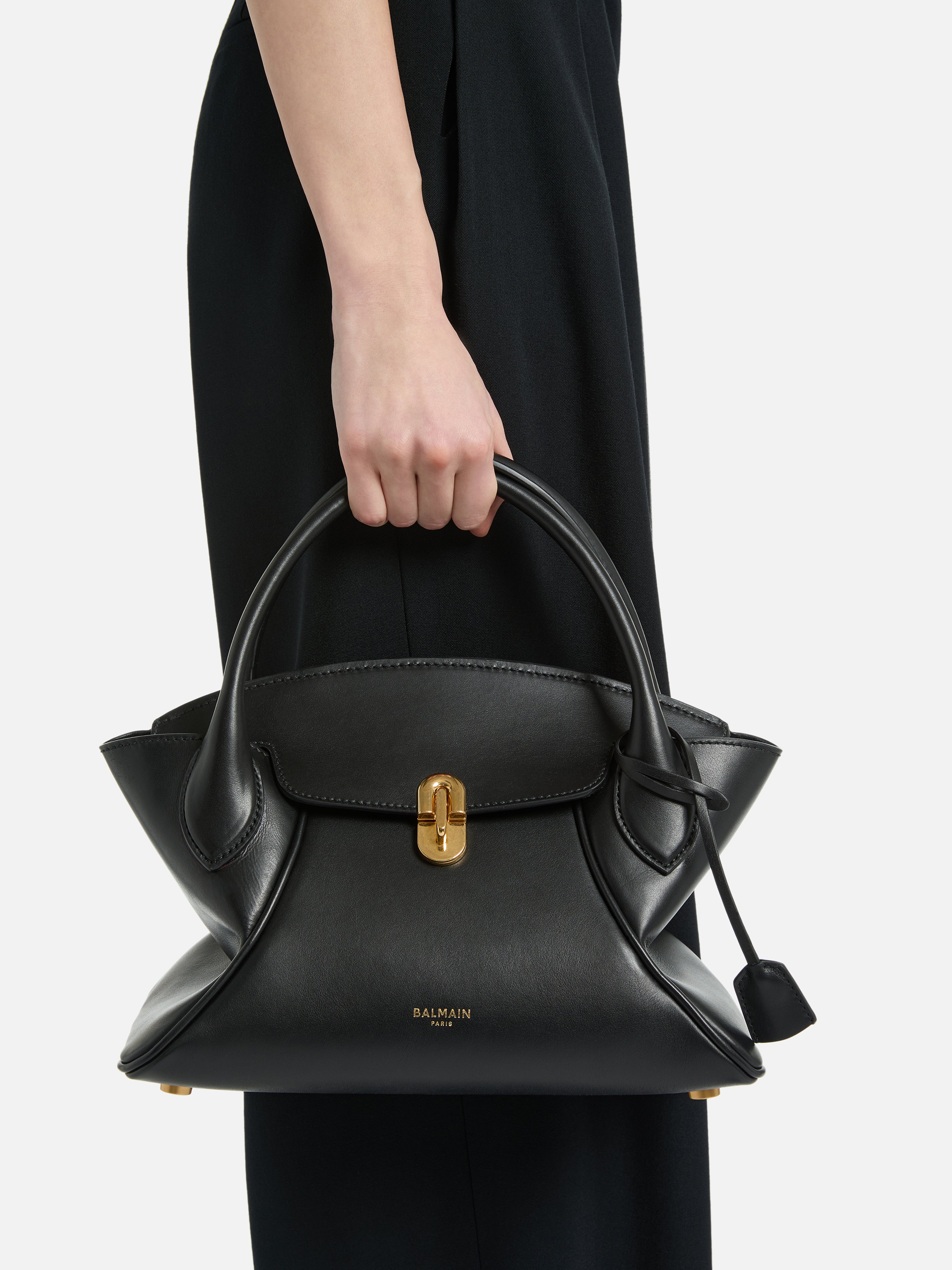 Small Pulse Day bag in smooth leather black - Women | BALMAIN