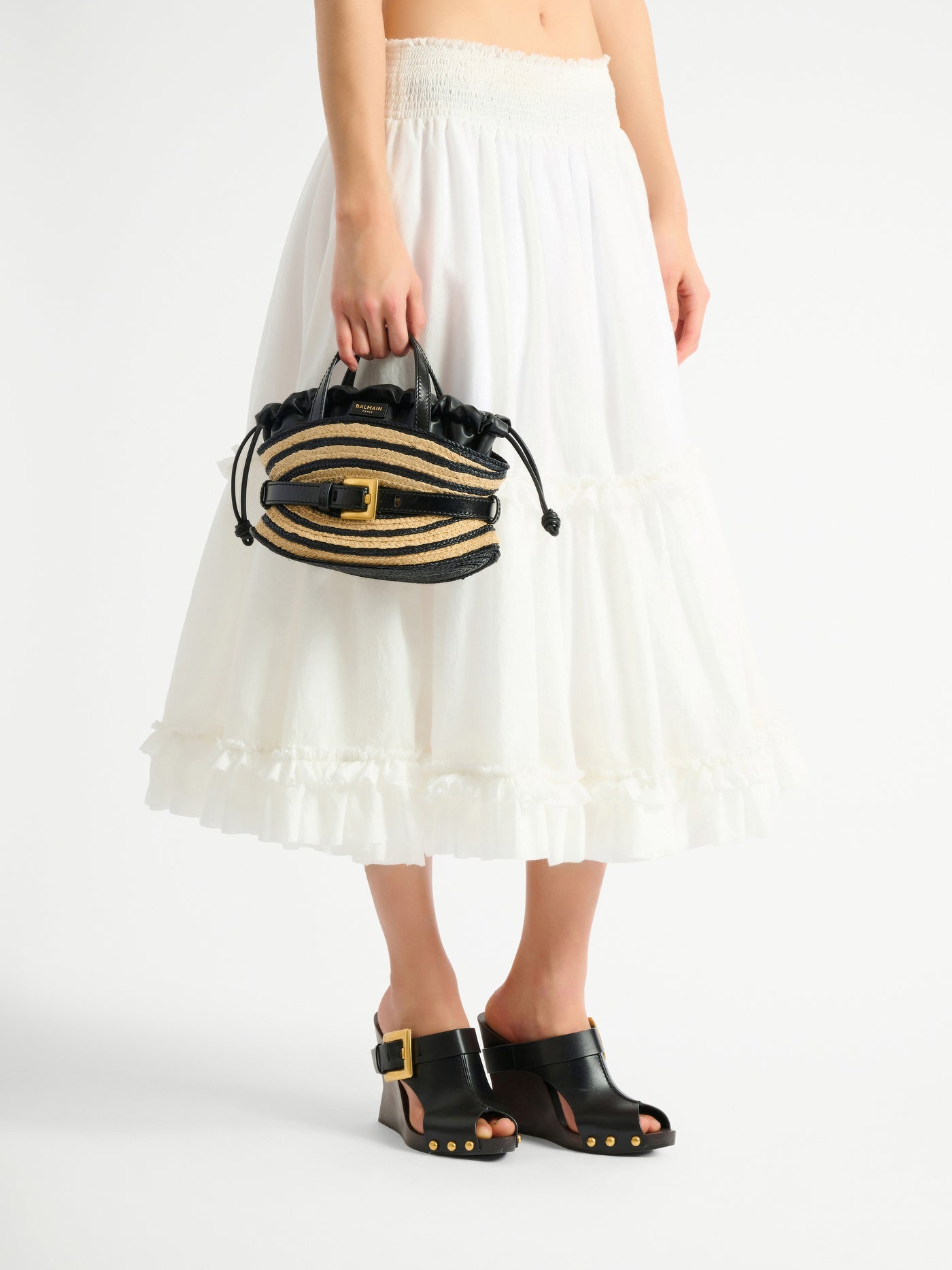 Mini Shuffle bag in smooth leather and raffia