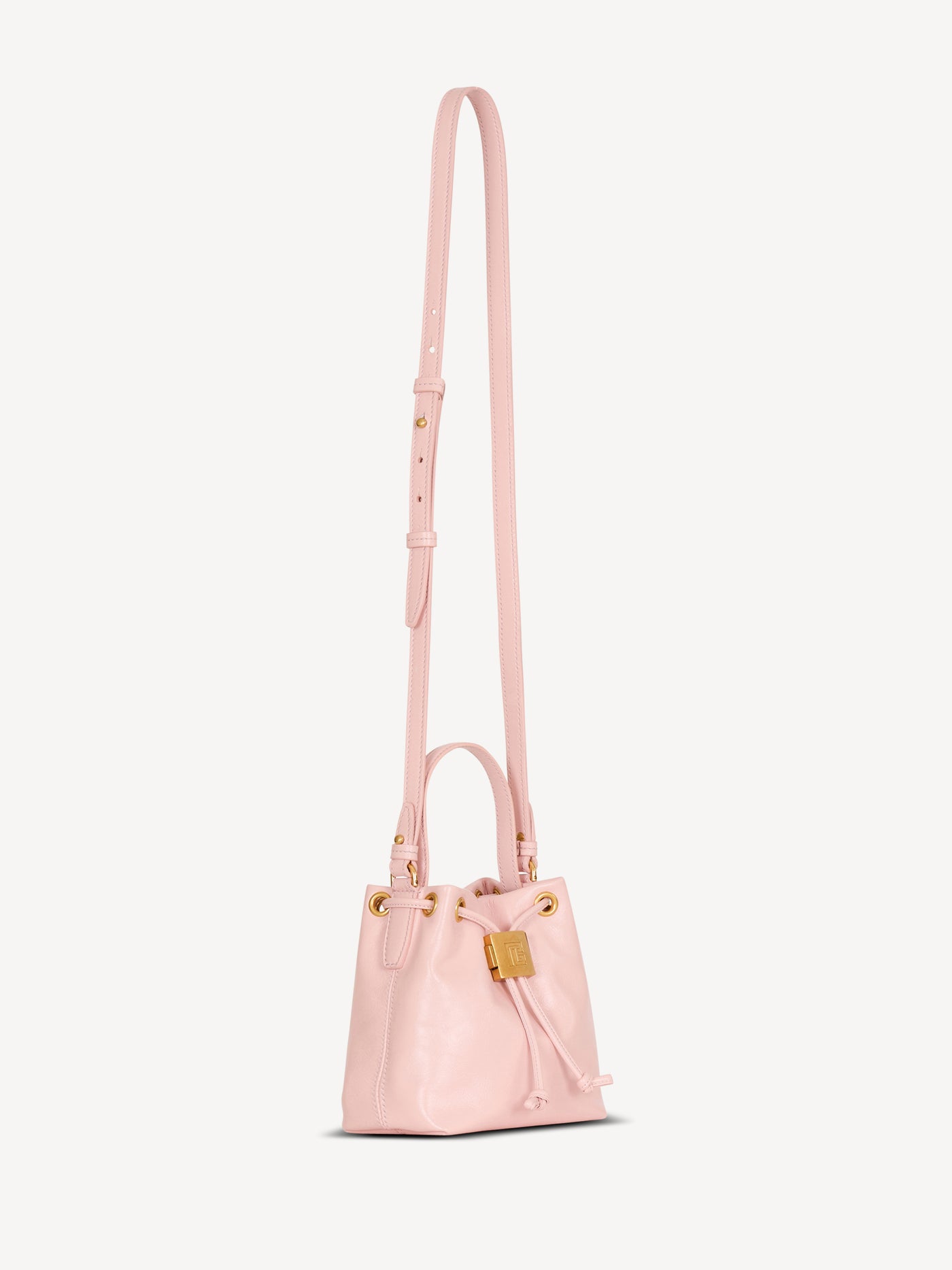 Pulse Bucket bag in smooth leather