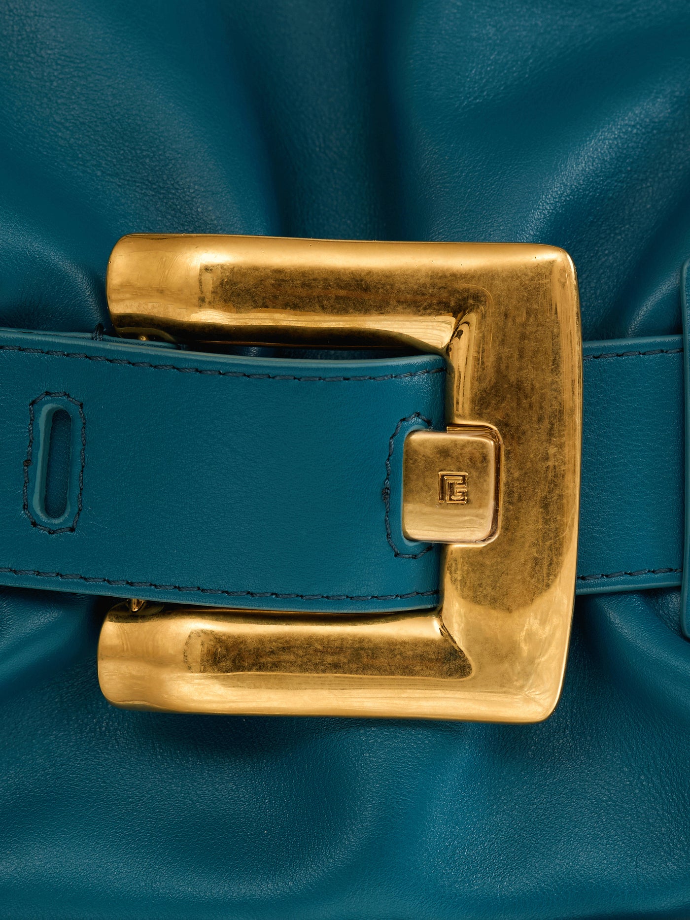 Medium Anthem bag in smooth leather