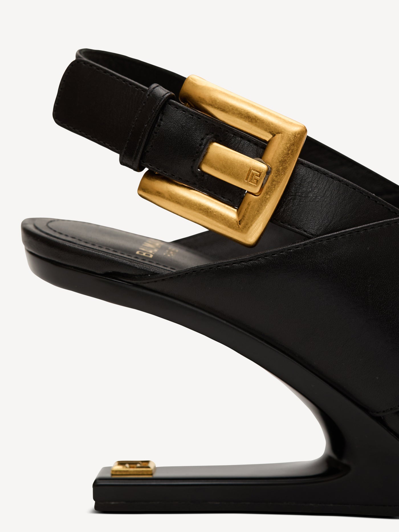 Anthem No Wedge smooth leather sandals