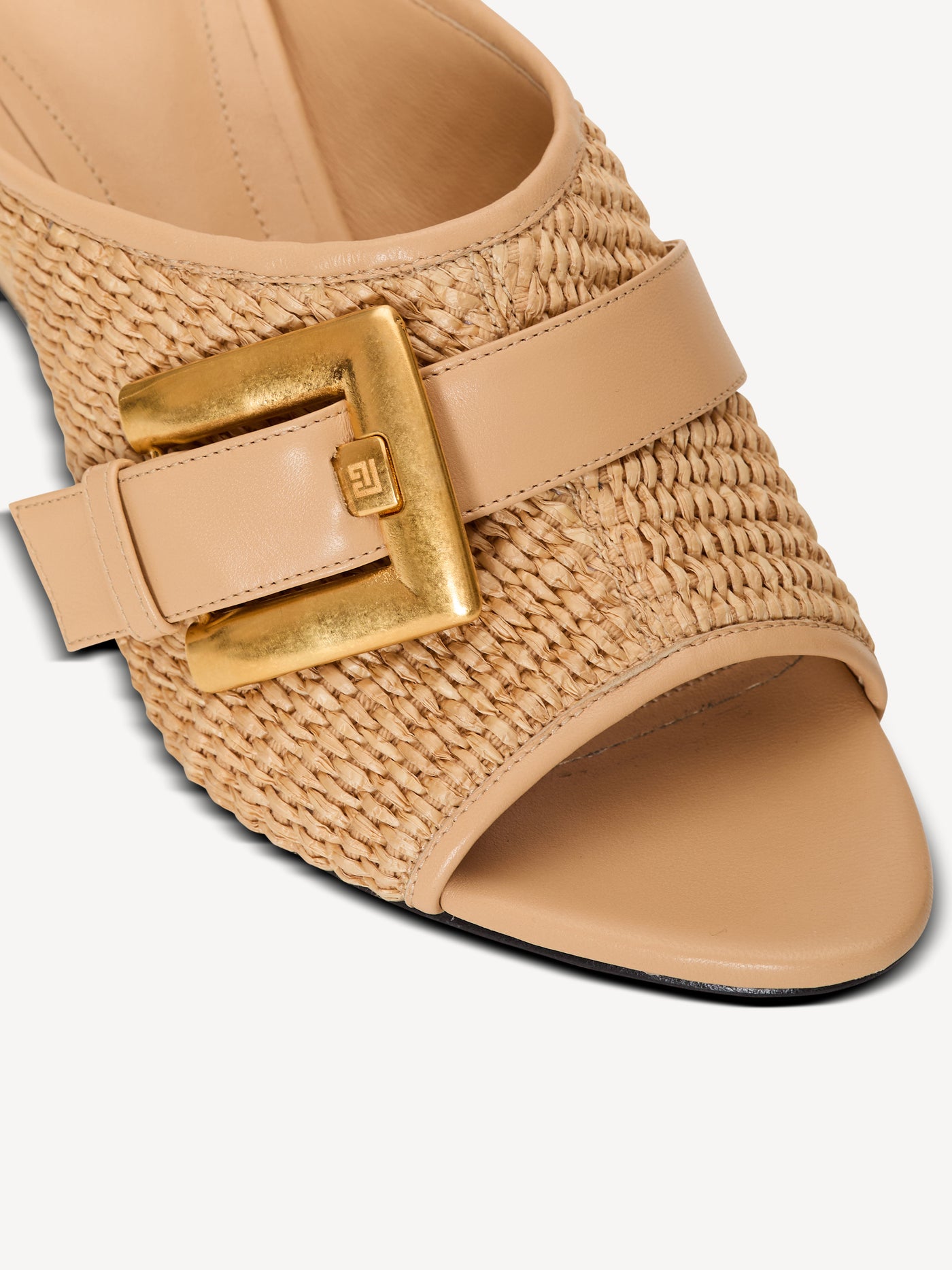 Anthem No Wedge mules in smooth leather and raffia