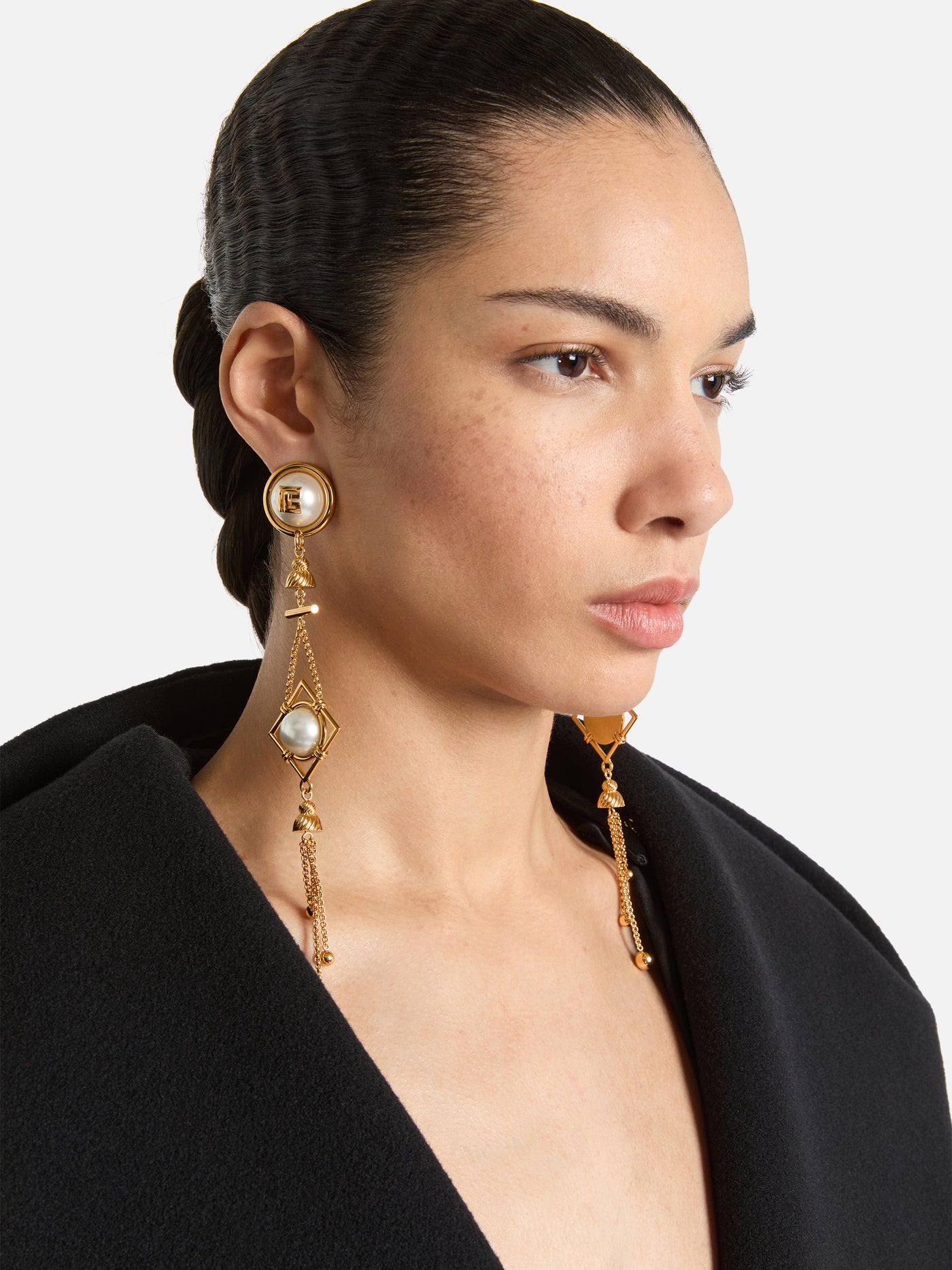 Brass and pearl pendant earrings