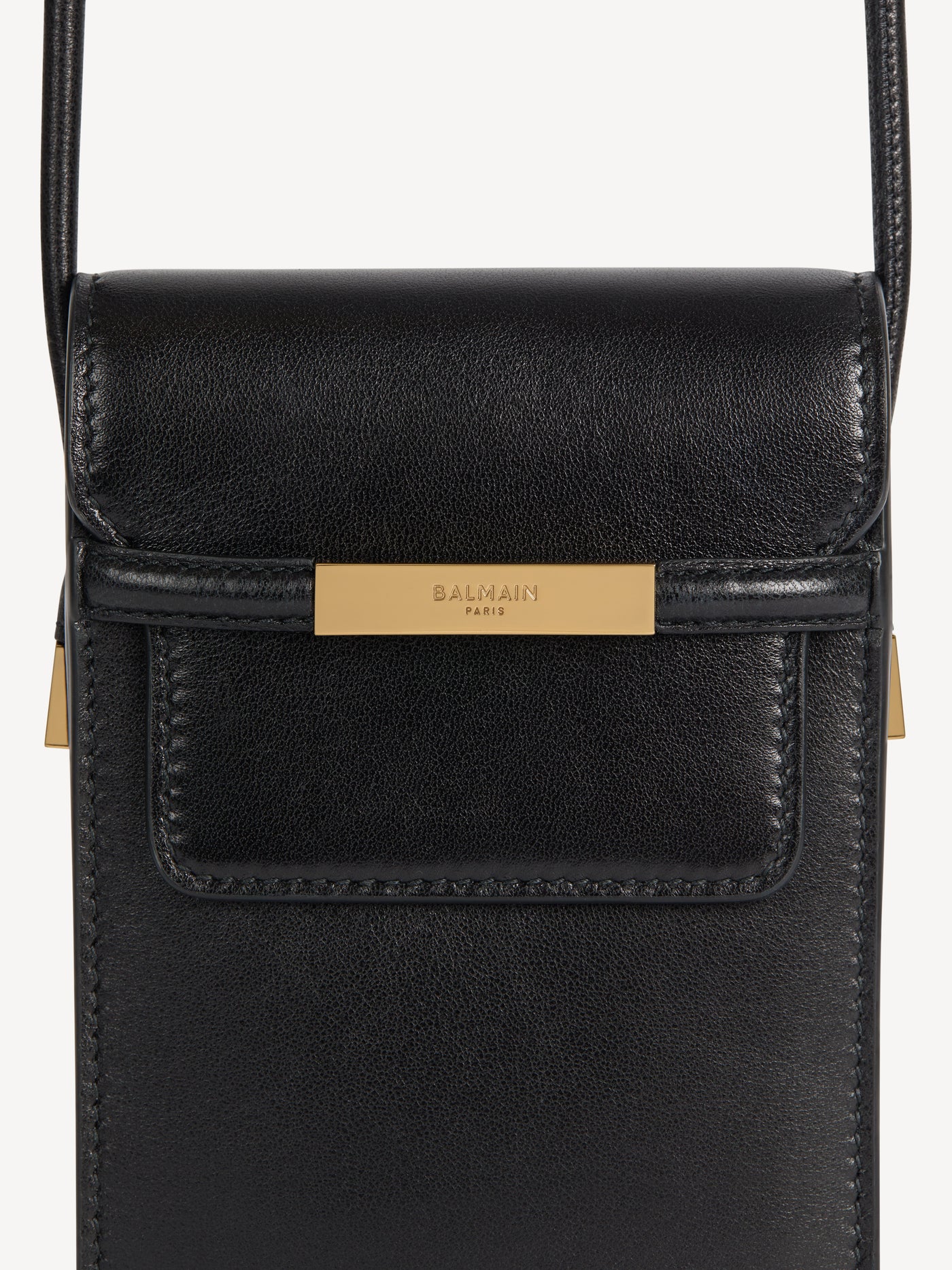 Smooth leather phone pouch