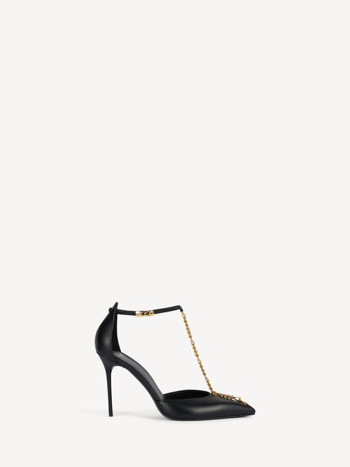 Smooth leather pumps with chain