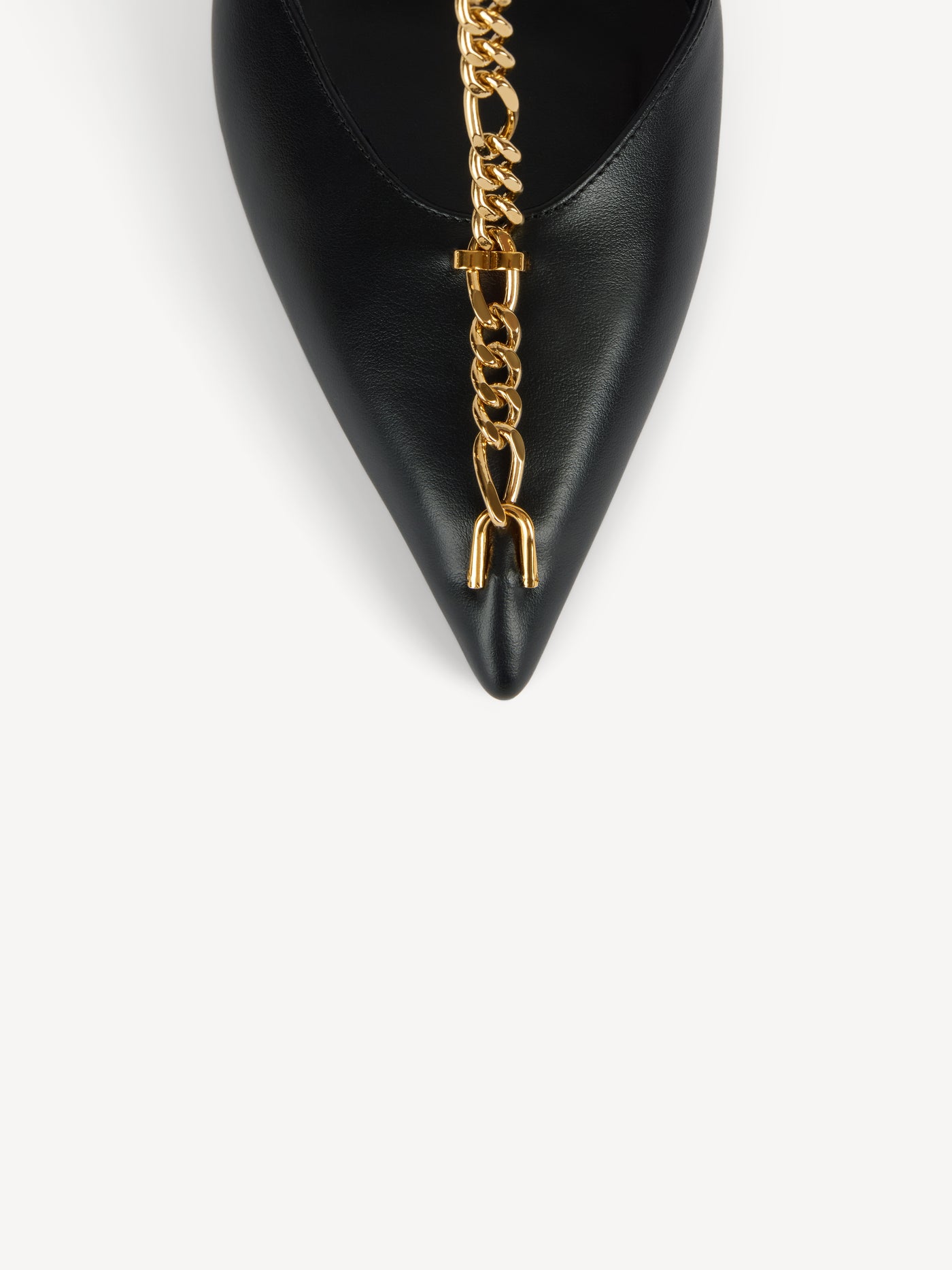 Smooth leather pumps with chain
