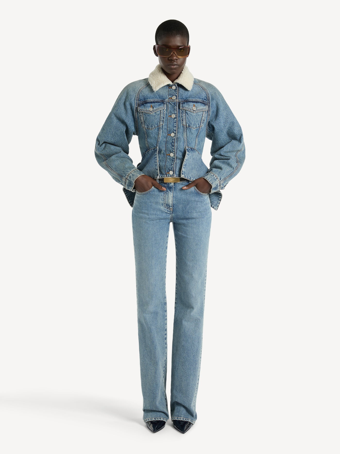 Jeans-signature-jacke mit Lammfellkragen