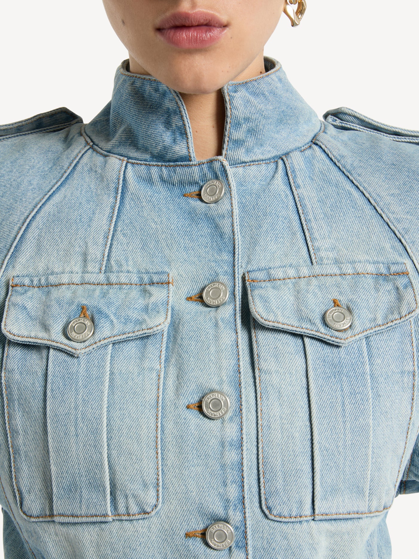 Signature jacket in faded denim